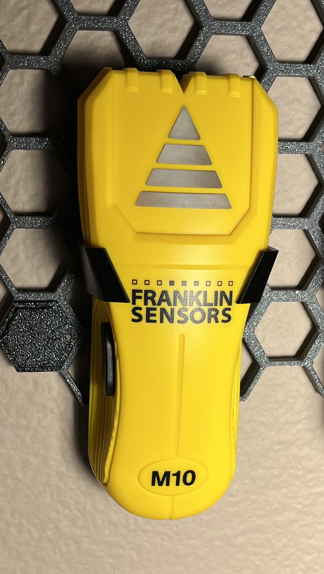 Honeycomb wall Franklin Sensors Stud Finder M10