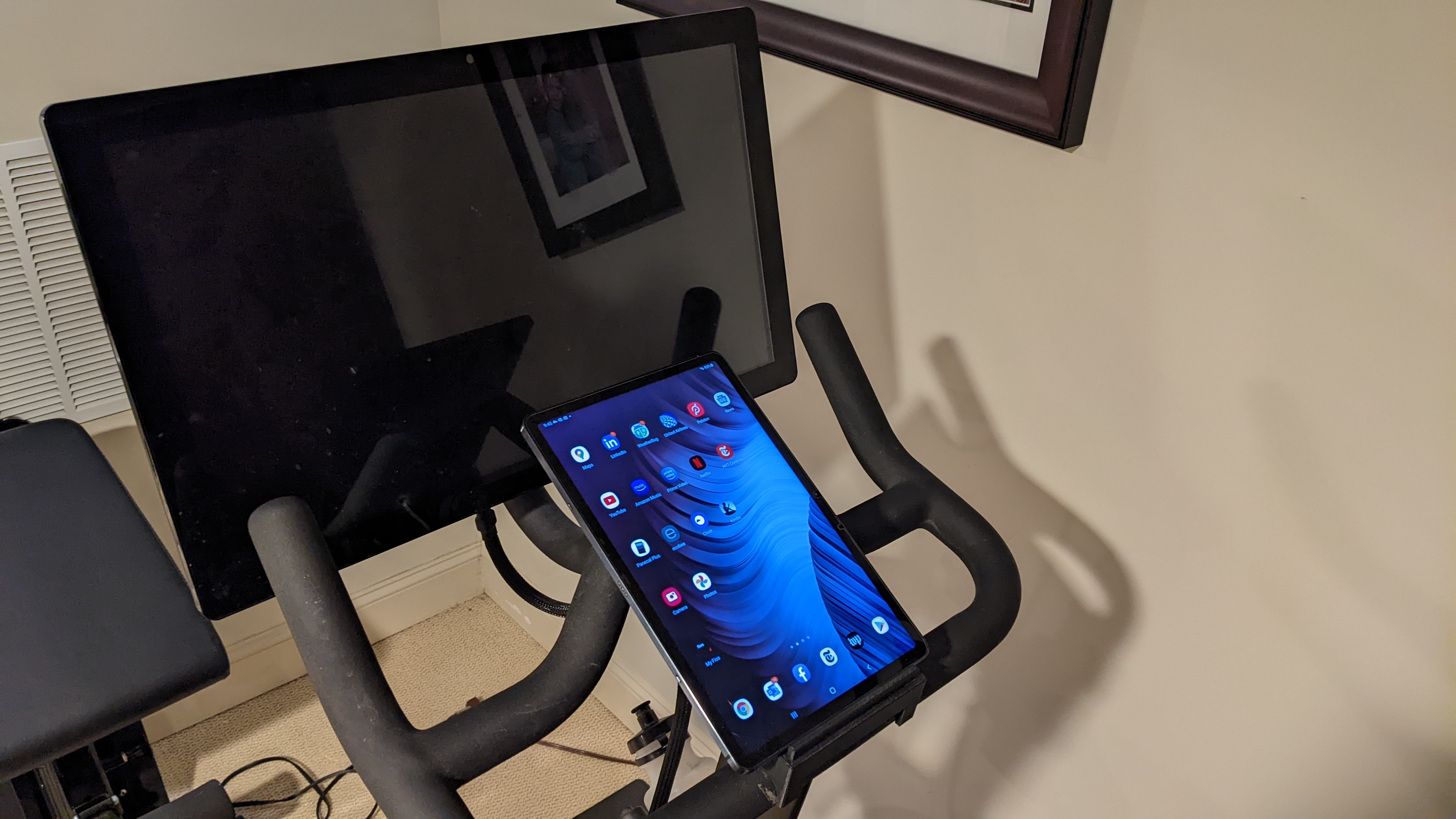 Peloton tablet holder by Jeff Download free STL model Printables