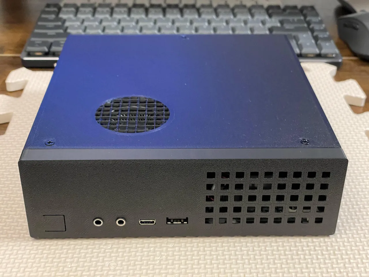 ミニPC NEC Mate J MC-3 MJH24C-3 PC-MJH24CZ63 NEC Mate MC-3 + RTX A2000 custom closure and bracket by
