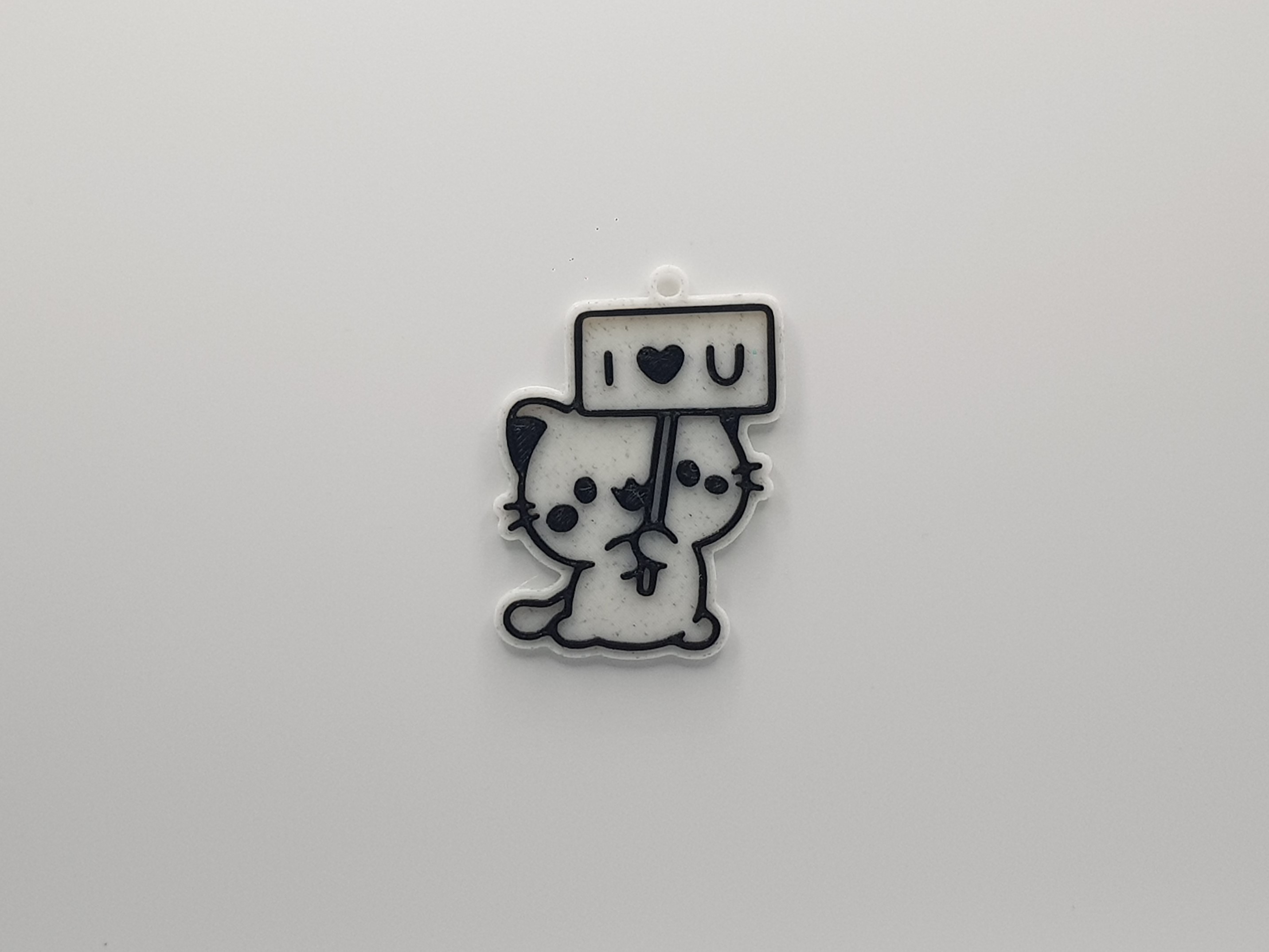 Cat Holding a Sign “I <3 U” Keychain