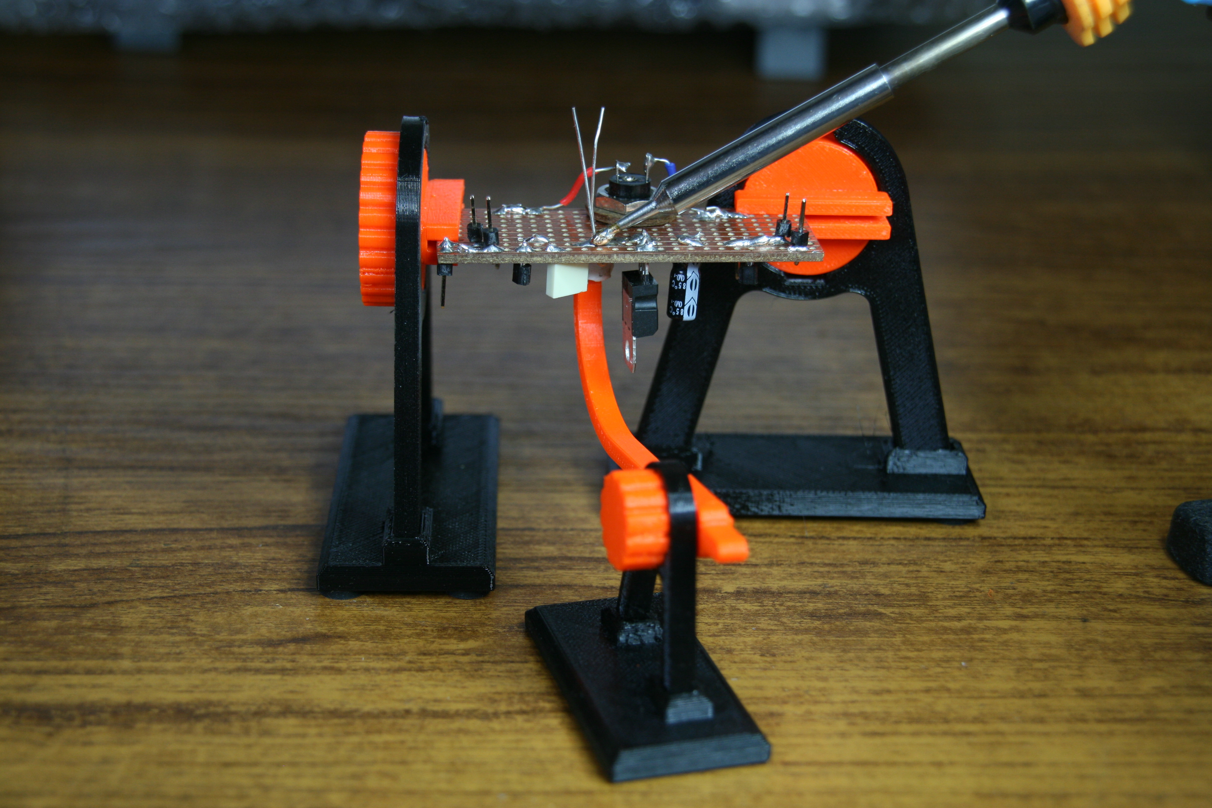 Perfboard Holder and Helper