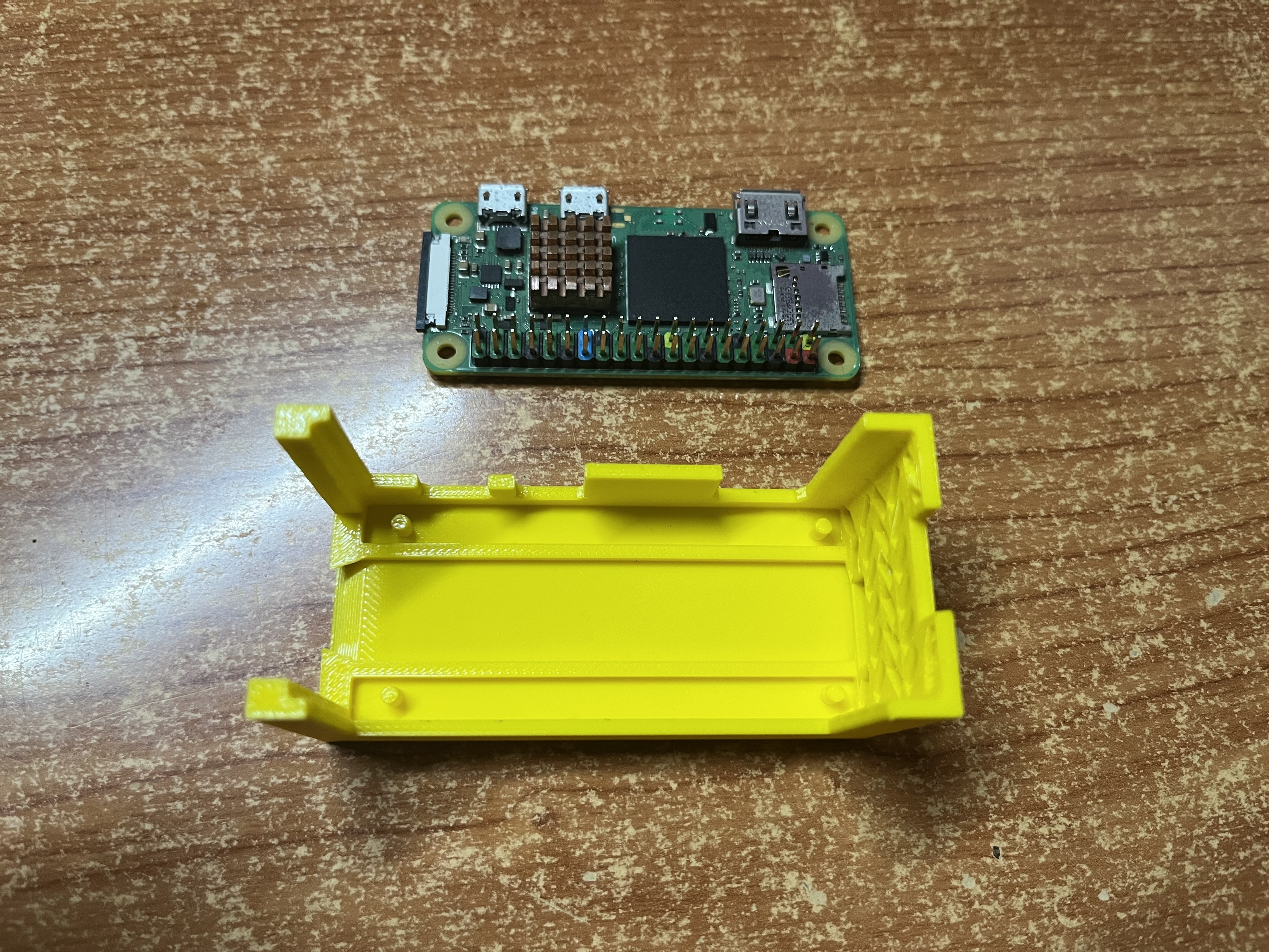 Raspberry Pi Zero 2 vertical box with Fan — miniatura 9