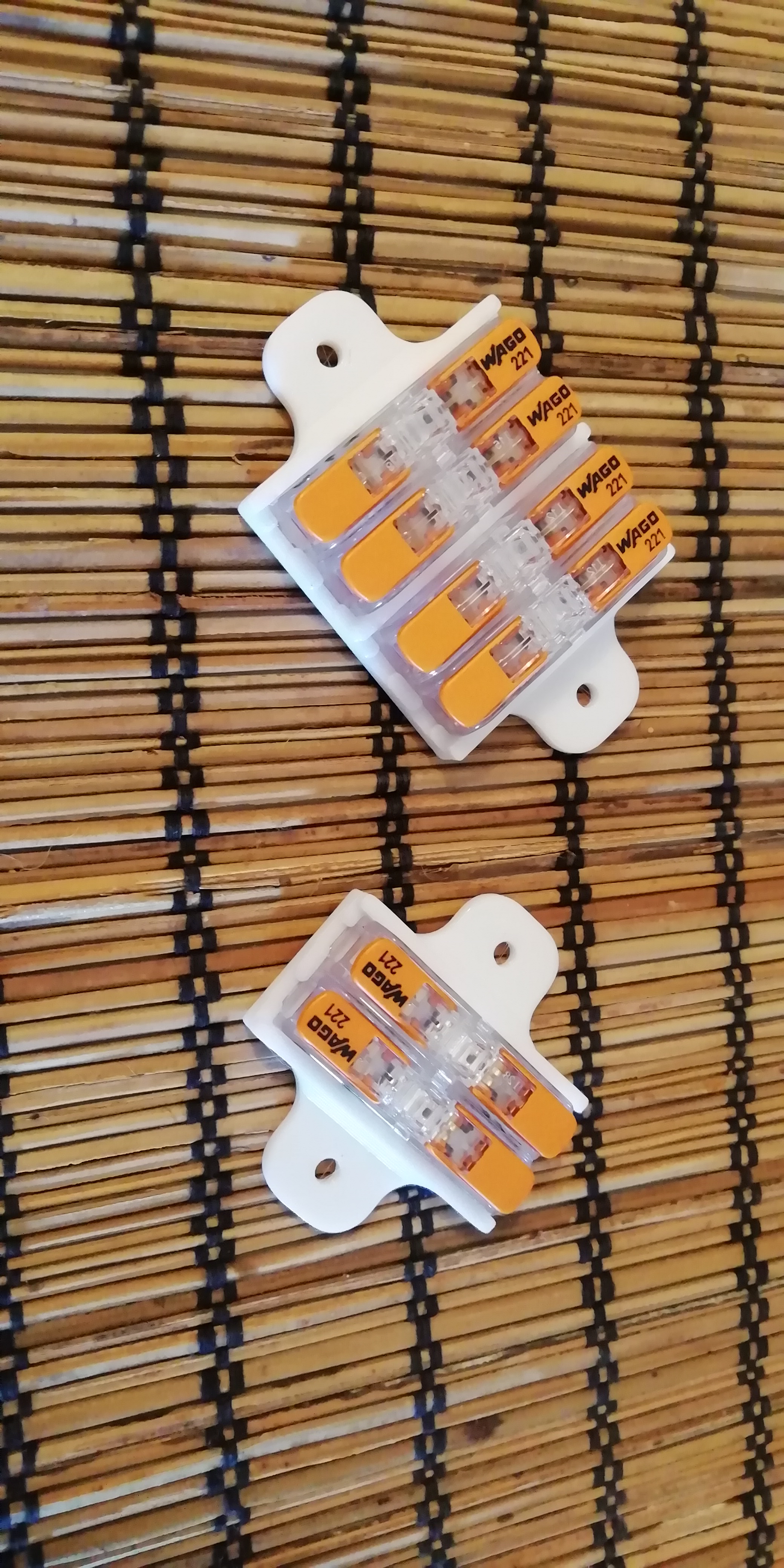 Wago 221-2411 Connector for 2/4/6/8