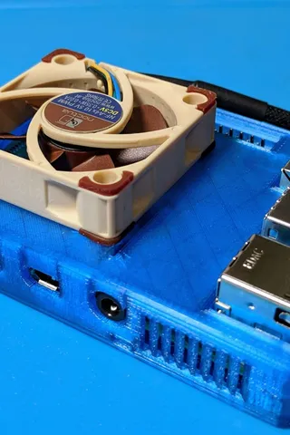 Raspberry Pi 4 B Low Profile 40mm FAN Case (Zip Tie Mountable) by John ...