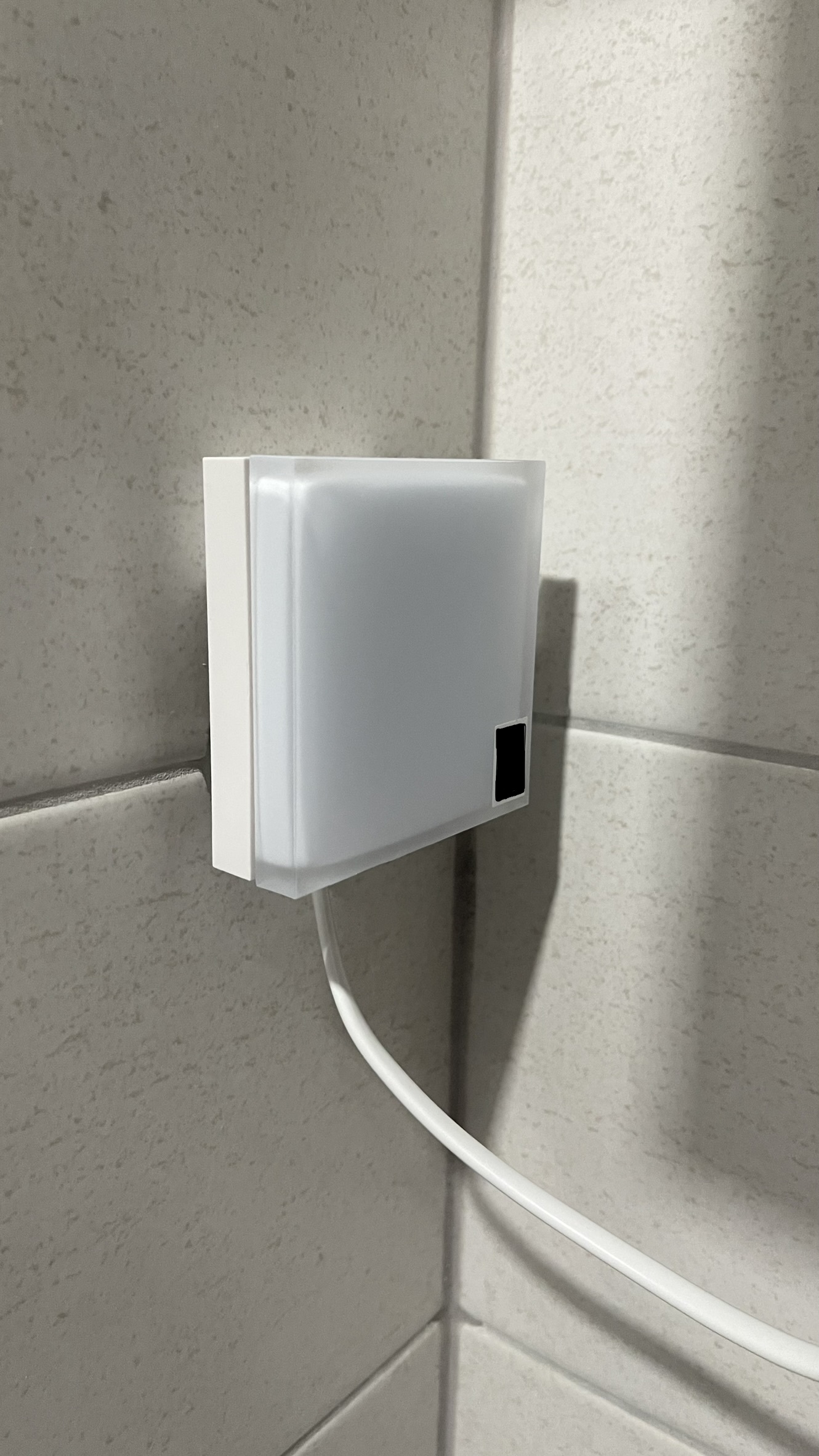 Wall mounted Netatmo Relay Frame by Paaartiik Download free STL model