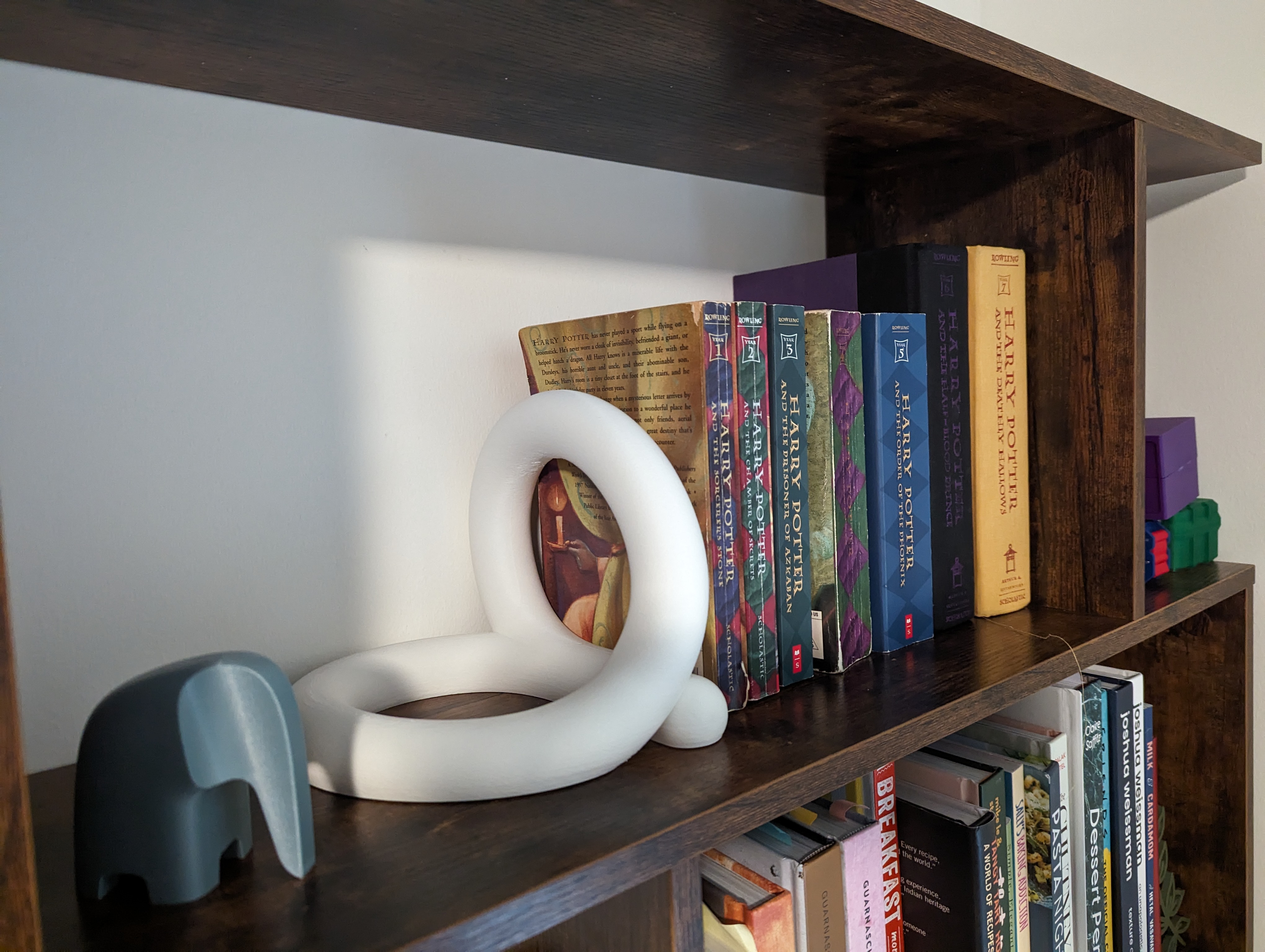 Knot Book End