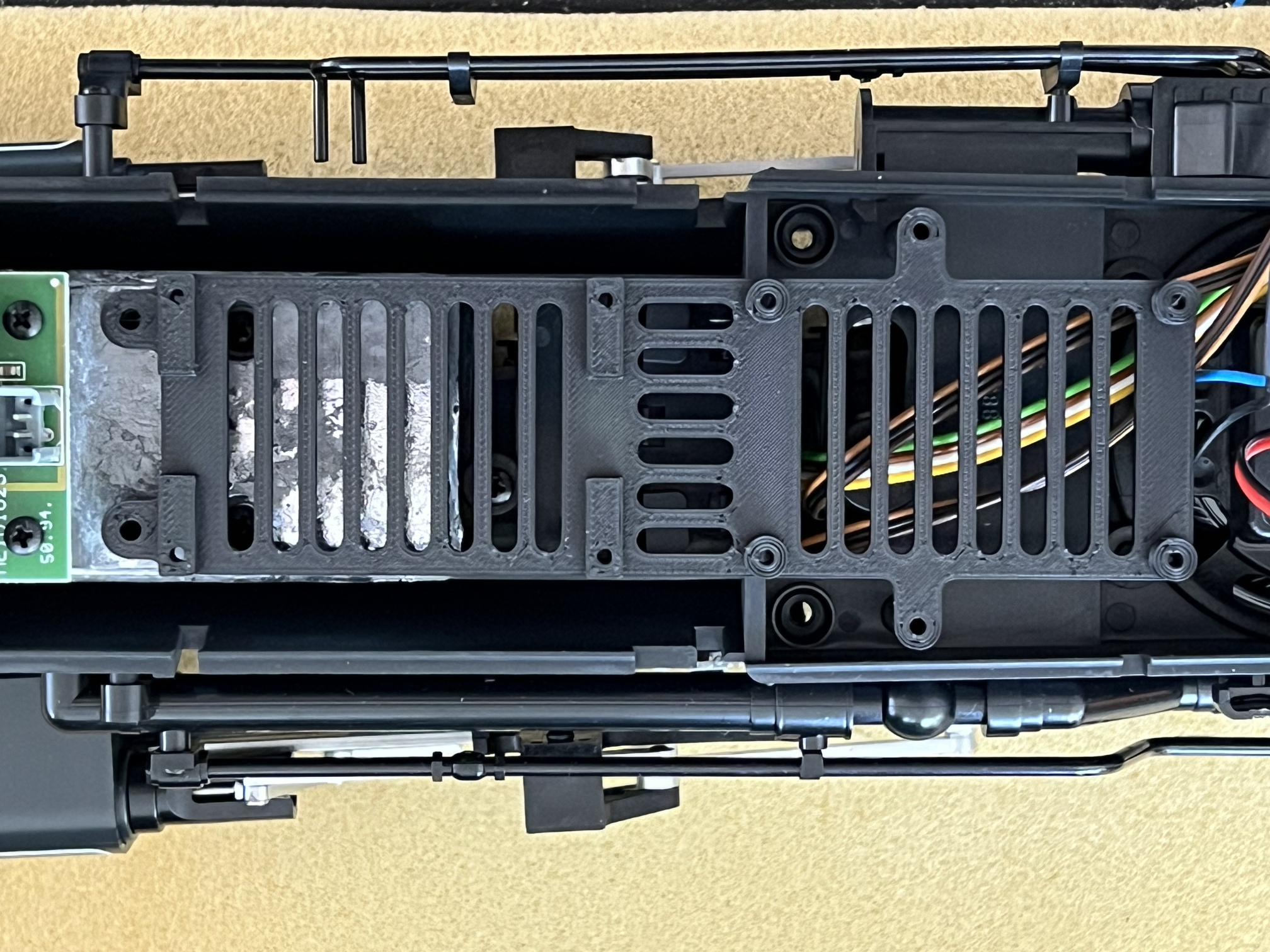 LGB Uintah steam loco decoder mount