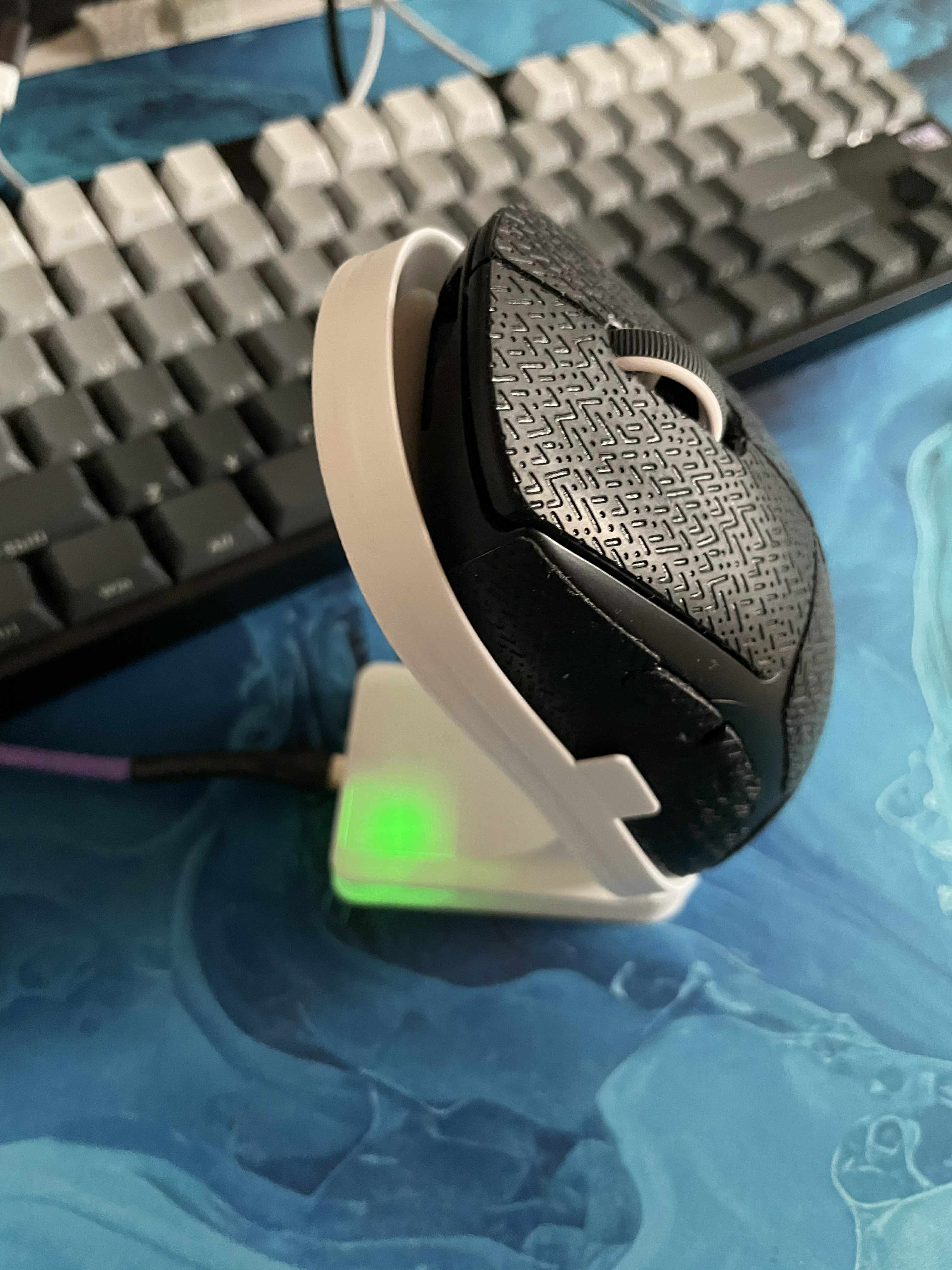 Logitech G PRO Superlight Wireless Charger USB C Middle Fix