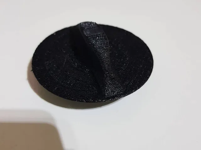 Ergonomic bathtub plug