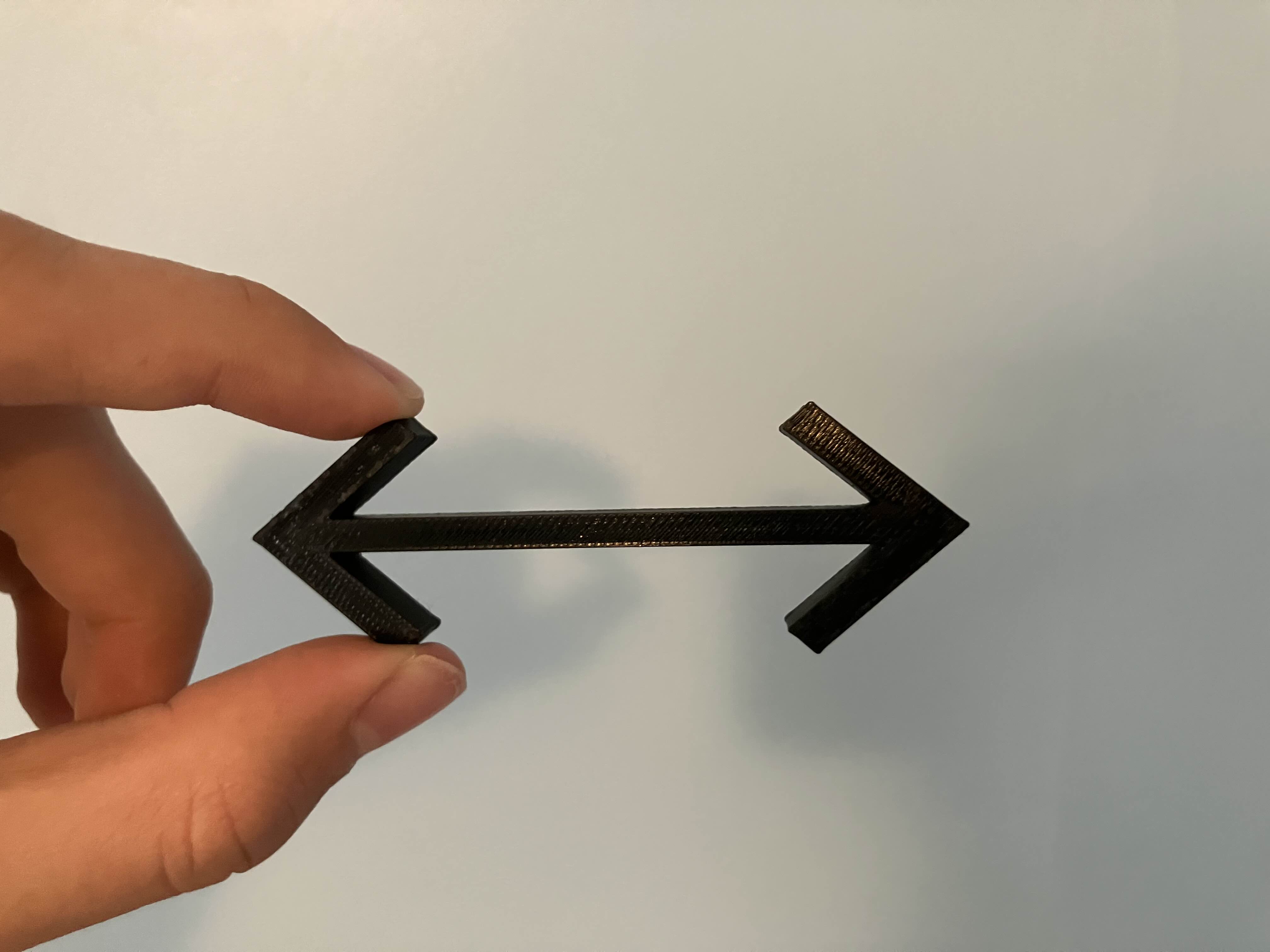 Arrow Optical Illusion — thumbnail 3