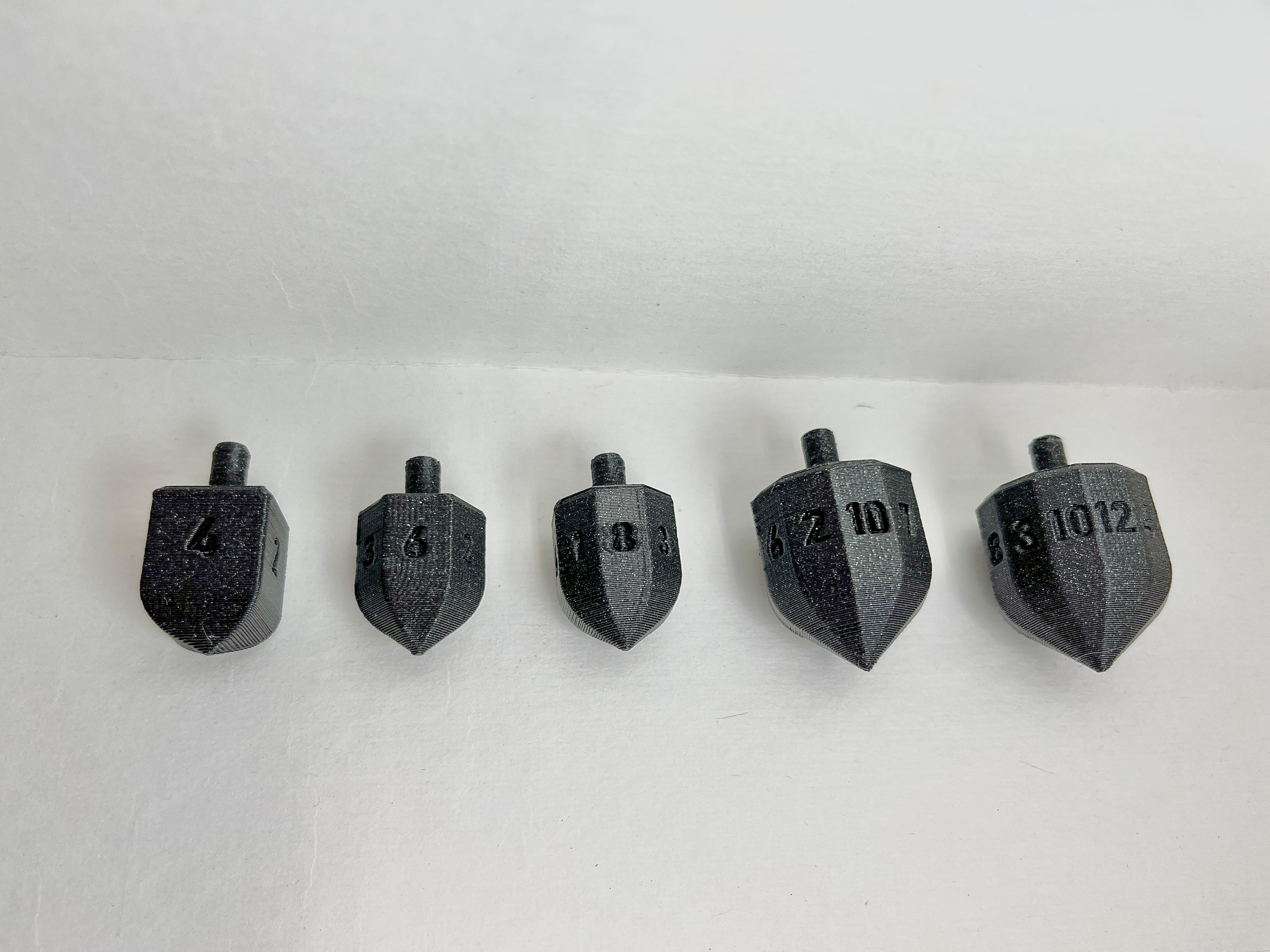 D4 D6 D8 D10 D12 Spinning Tops