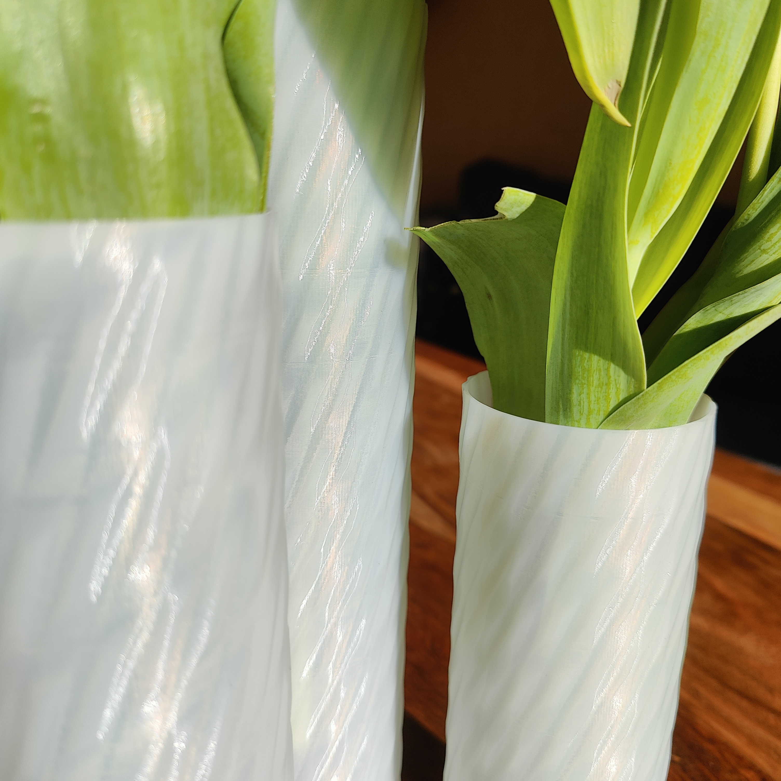 Miniatura 3 do modelo 3D Set of Vases with wavy pattern