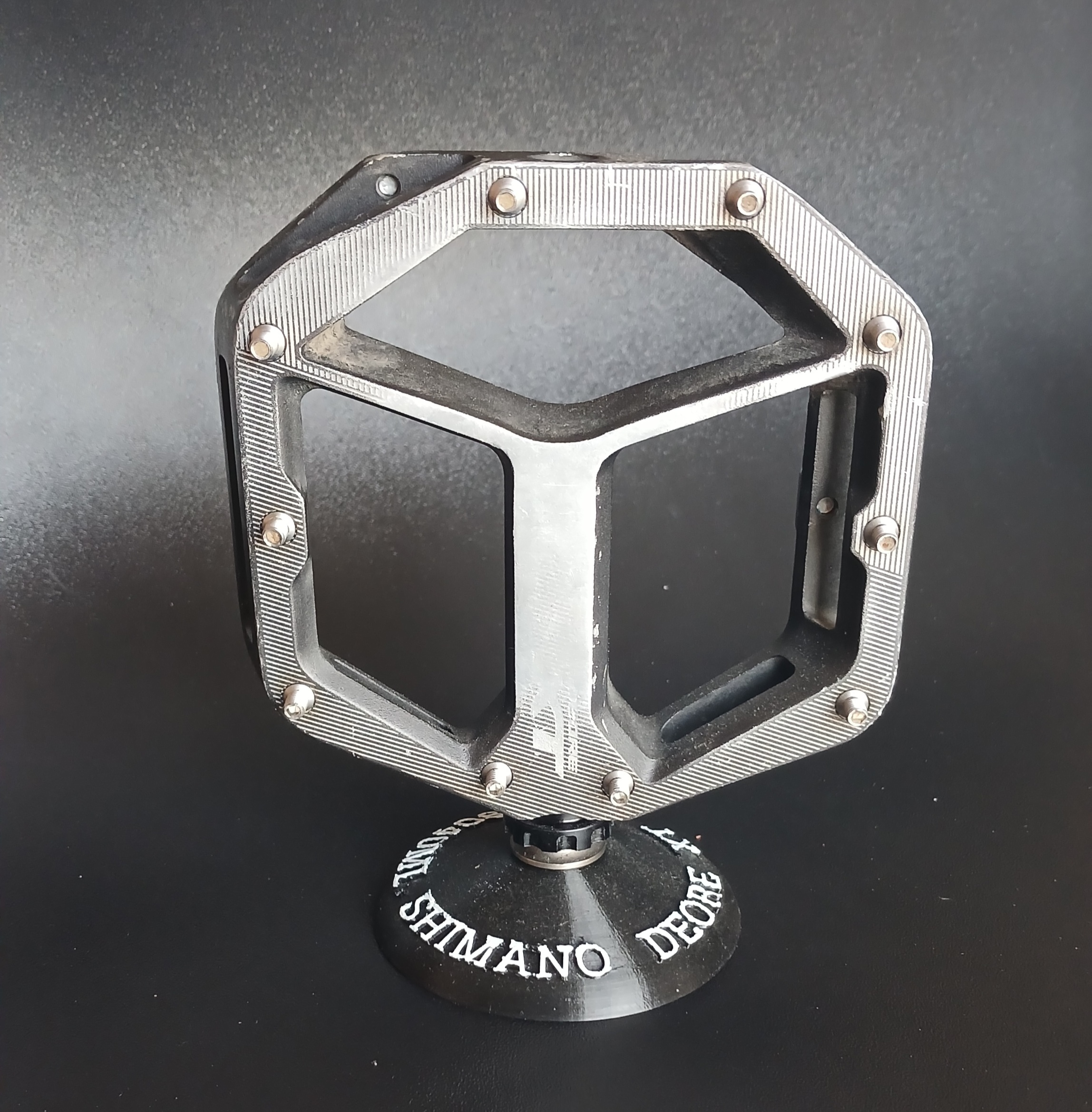 bicycle pedal stand