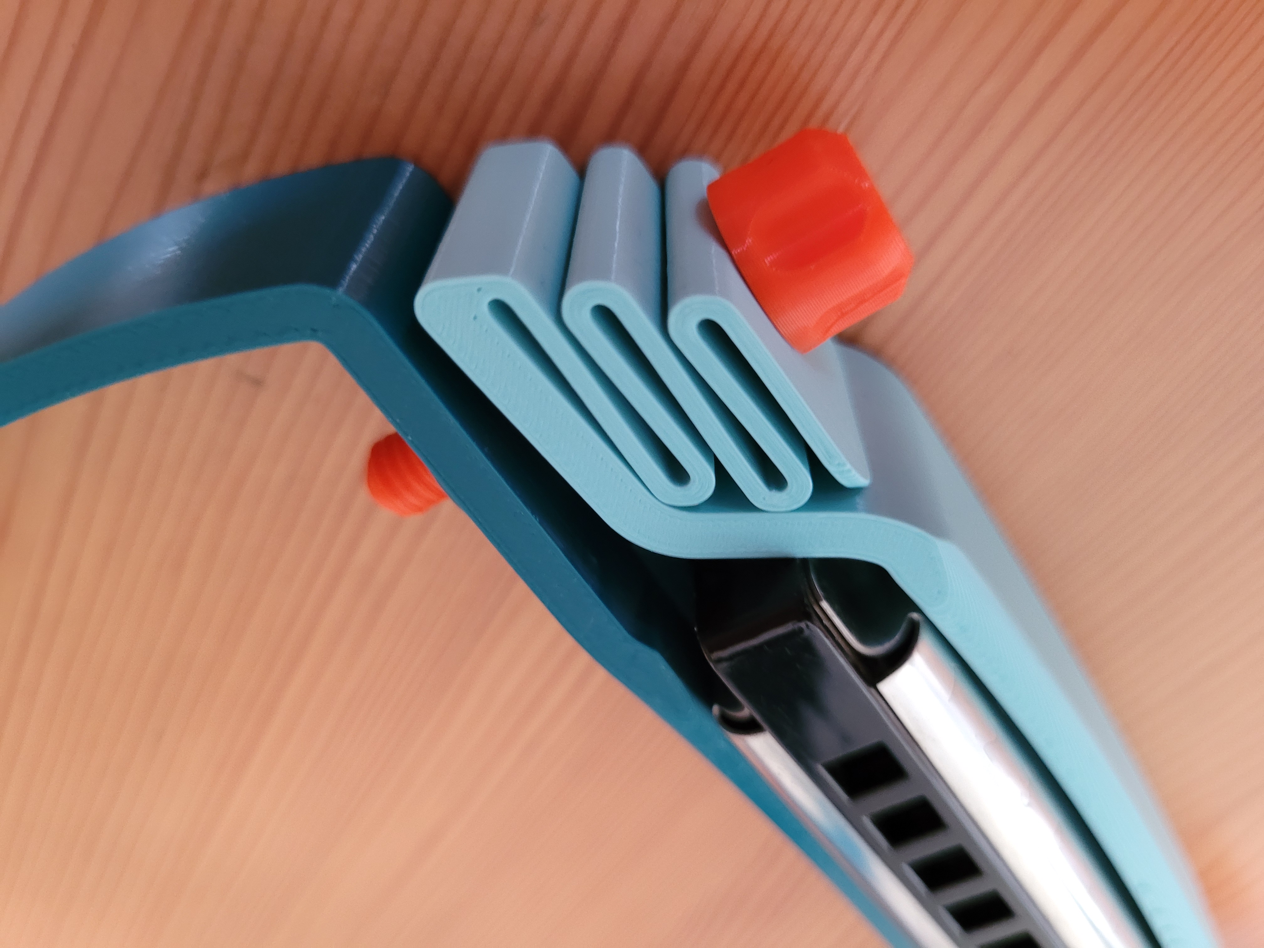 Harmonica holder