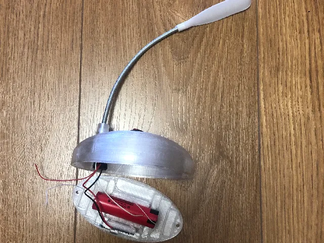 alteration of the lamp on AAA batteries, on the 18650 battery
