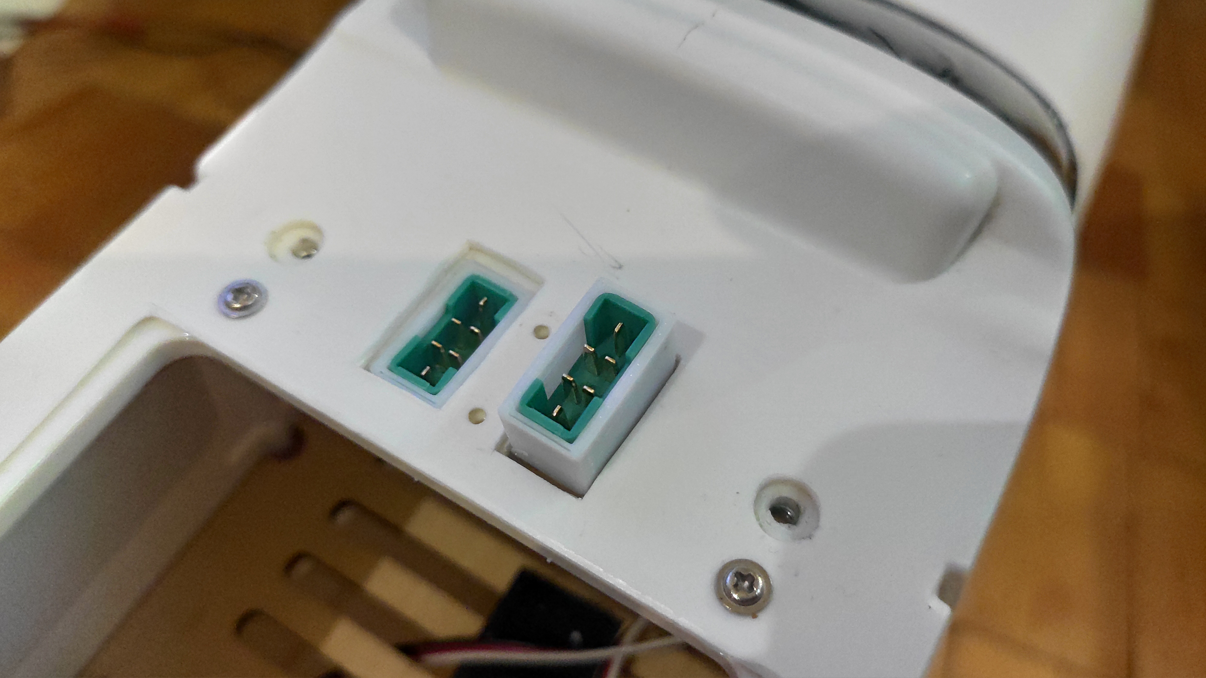 Volantex TrainStar MPX wing mounting — miniatura 3