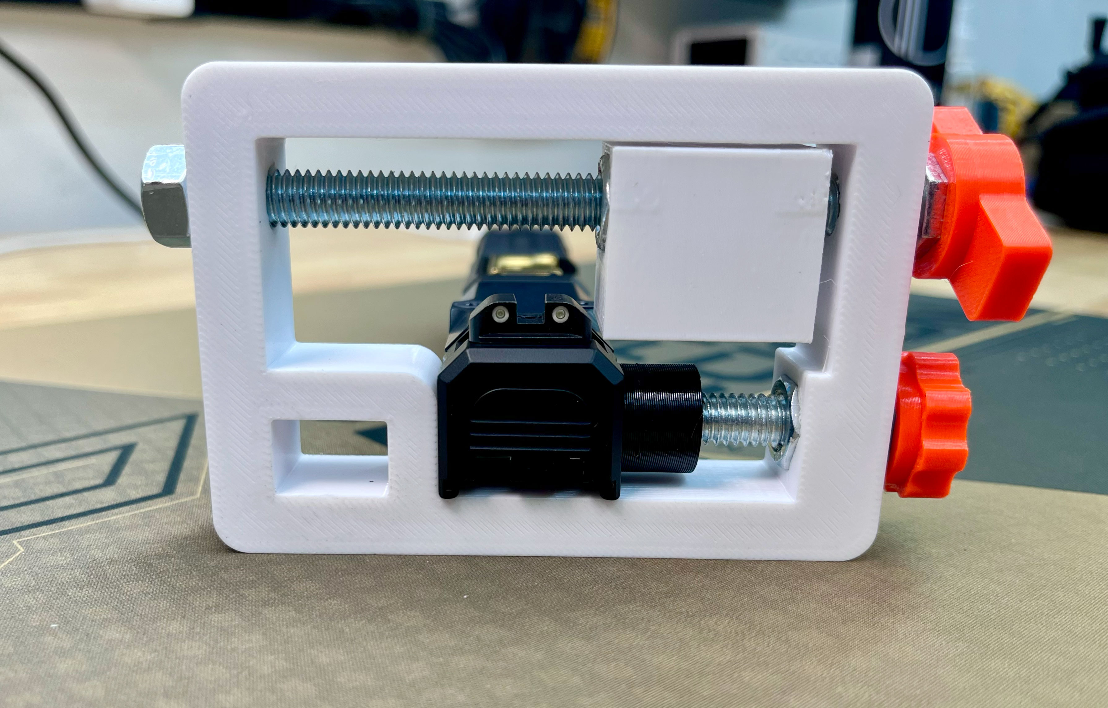Sight pusher for Glock V2