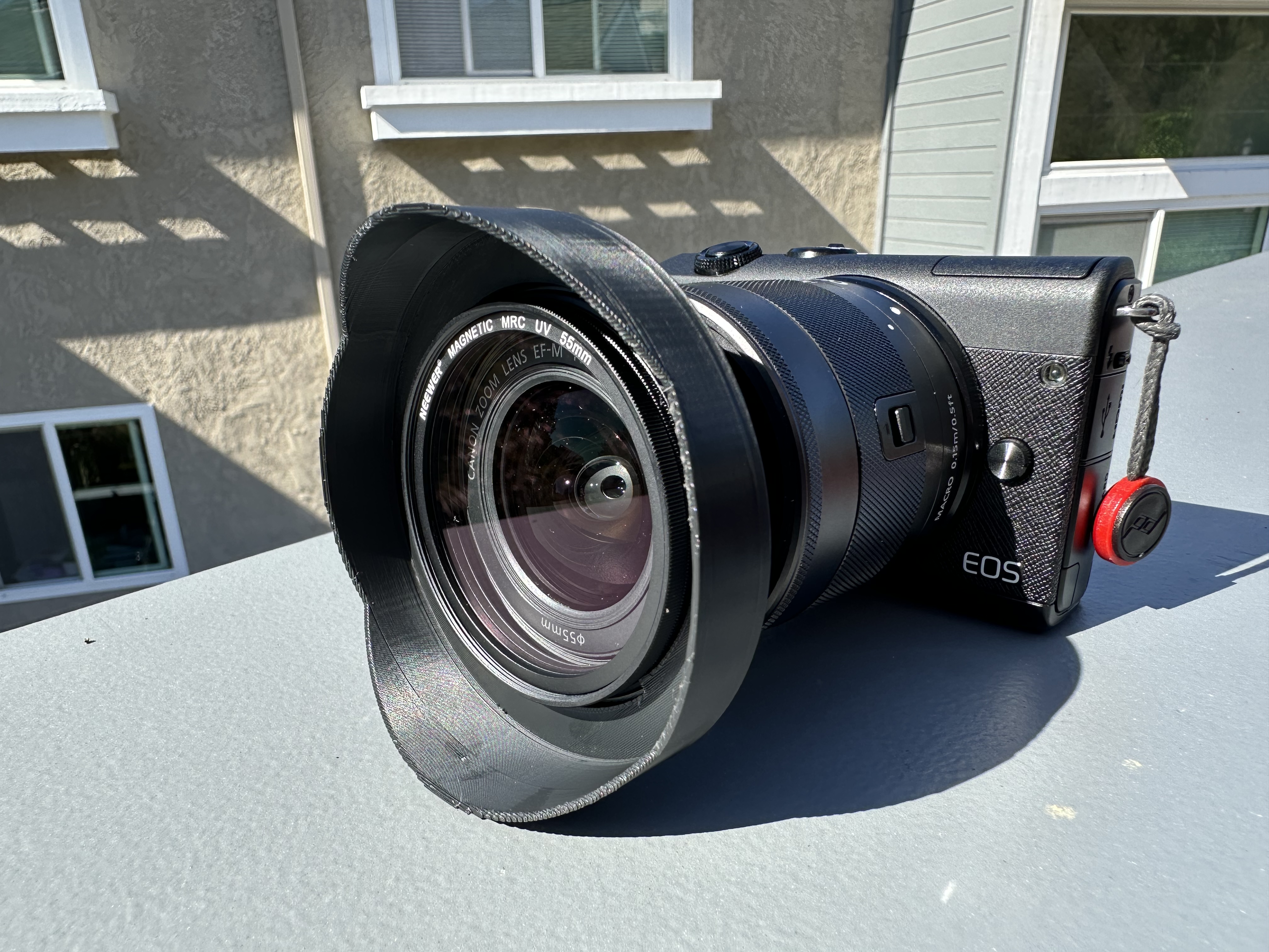 Canon EF-M 11-22mm Lens Hood Ø55mm