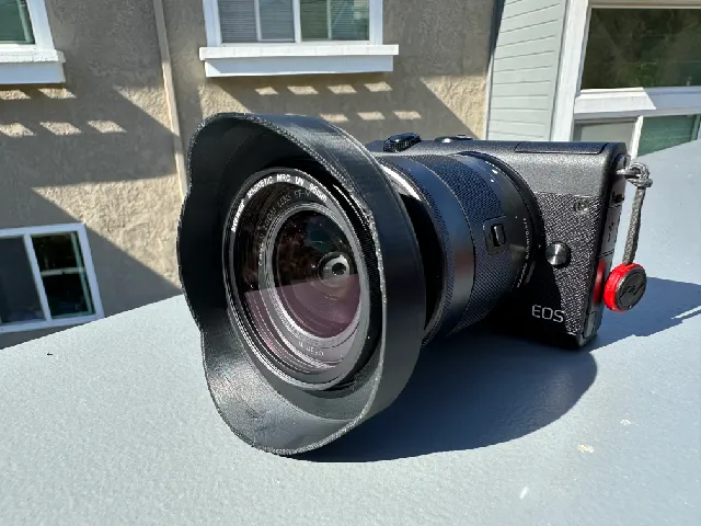 Canon EF-M 11-22mm Lens Hood Ø55mm