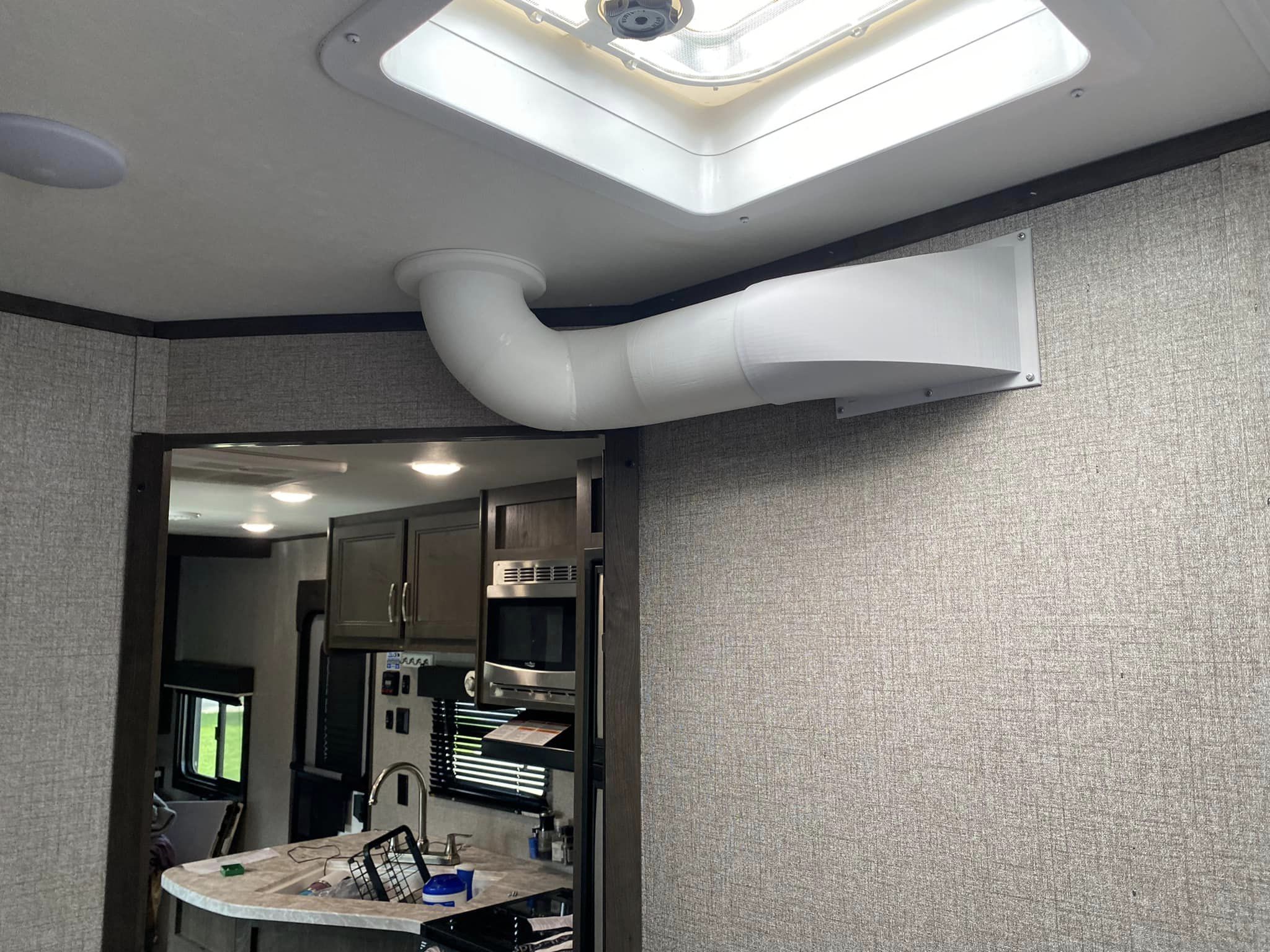 Jayco 242BHS Bathroom AC Duct Redirect to Lower Bunk
