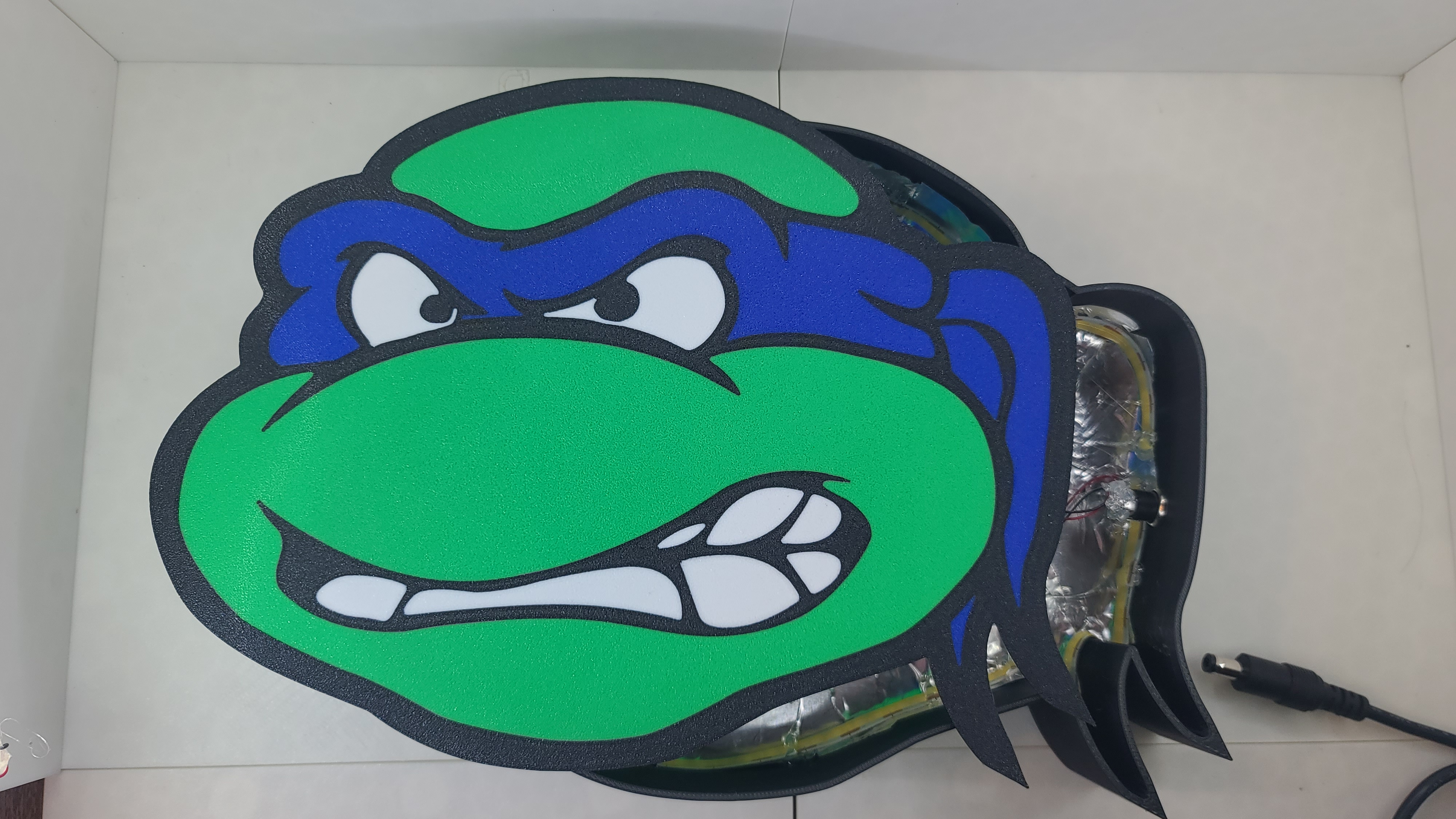 Miniatura 2 do modelo 3D Ninja Turtle Head Lightbox
