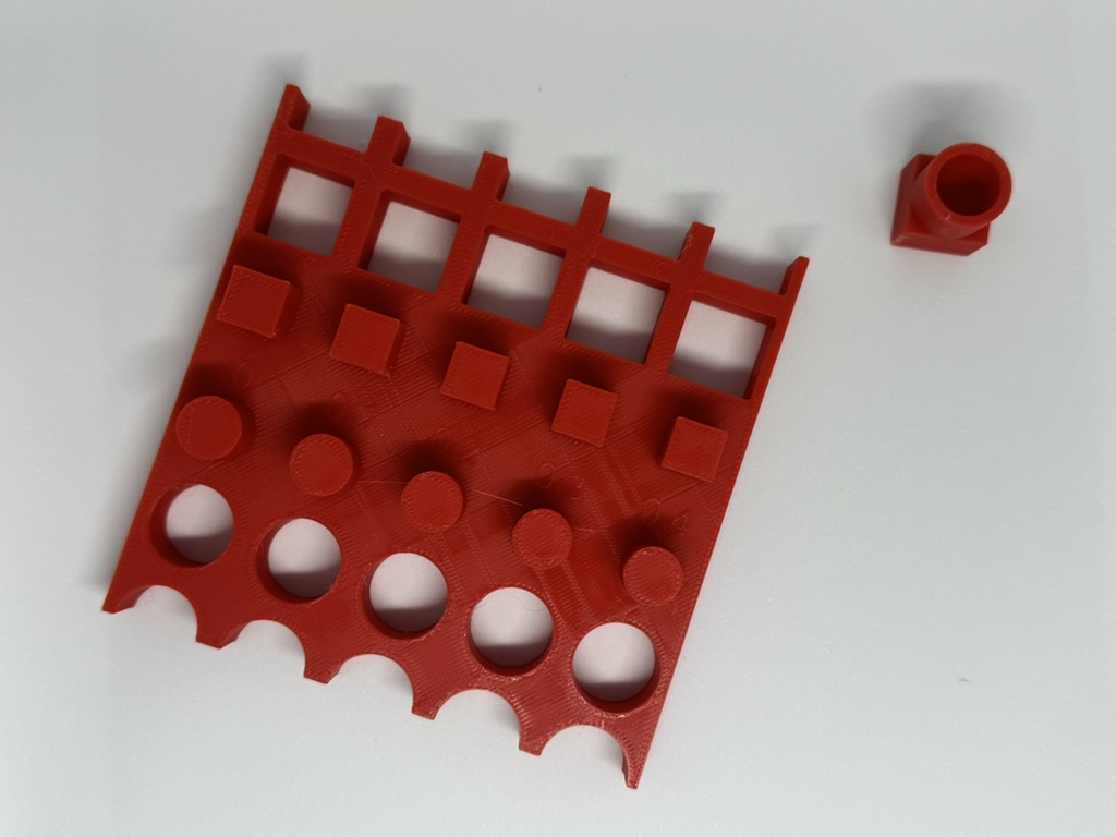 Miniatura 2 do modelo 3D Circle / Square Tolerance tester