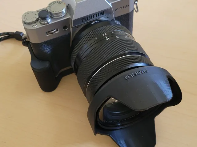 Fuji (Fujifilm) Lens Hood for 16-80 Zoom (FUJINON XF16-80mmF4 R OIS WR)