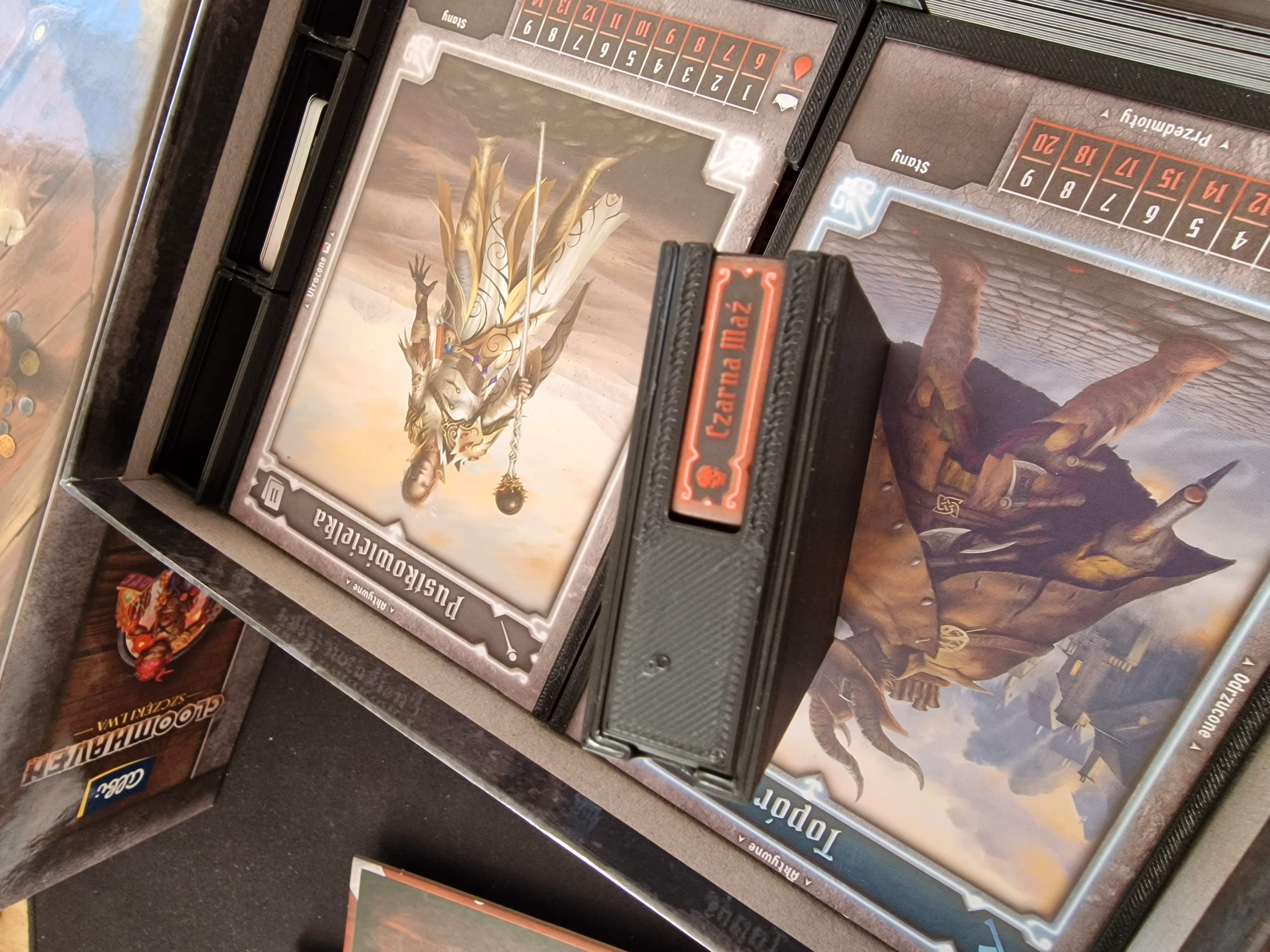 Smaller initiative token adapter for organizer lids