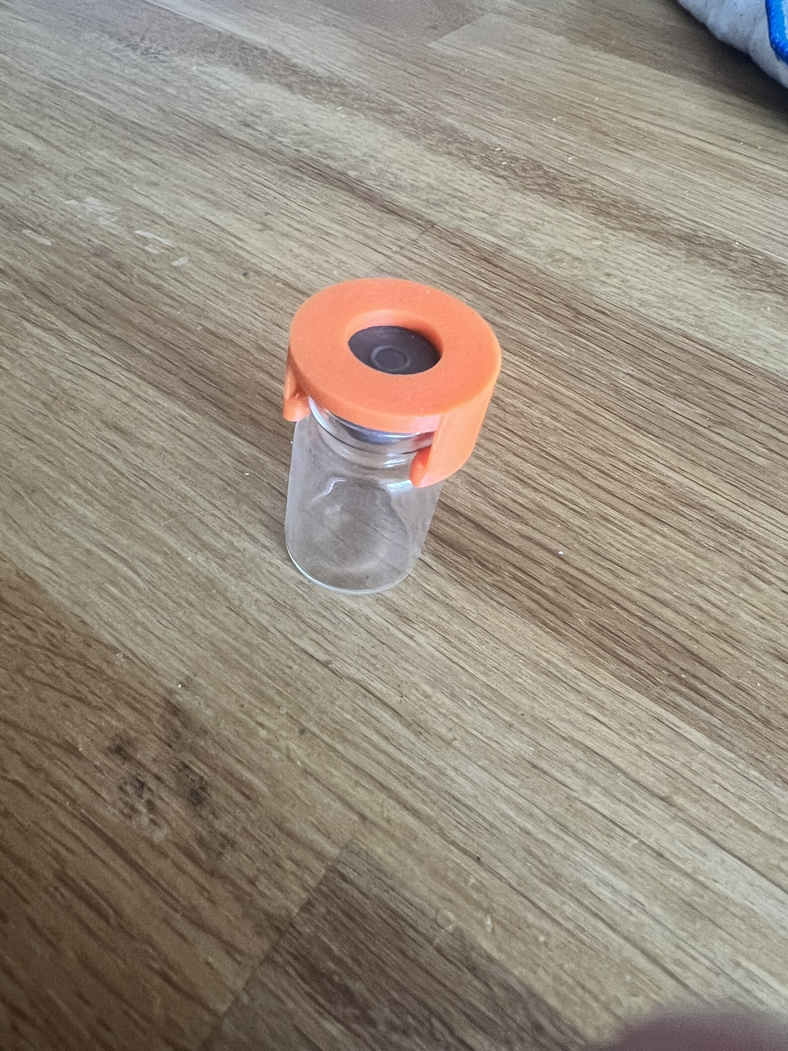 Vial Cap Holder by Wenceslas | Download free STL model | Printables.com