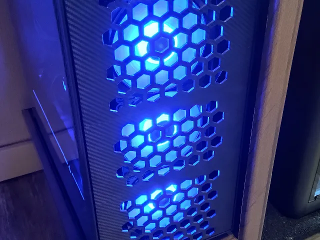 Deepcool Matrexx 70 front panel high Airflow