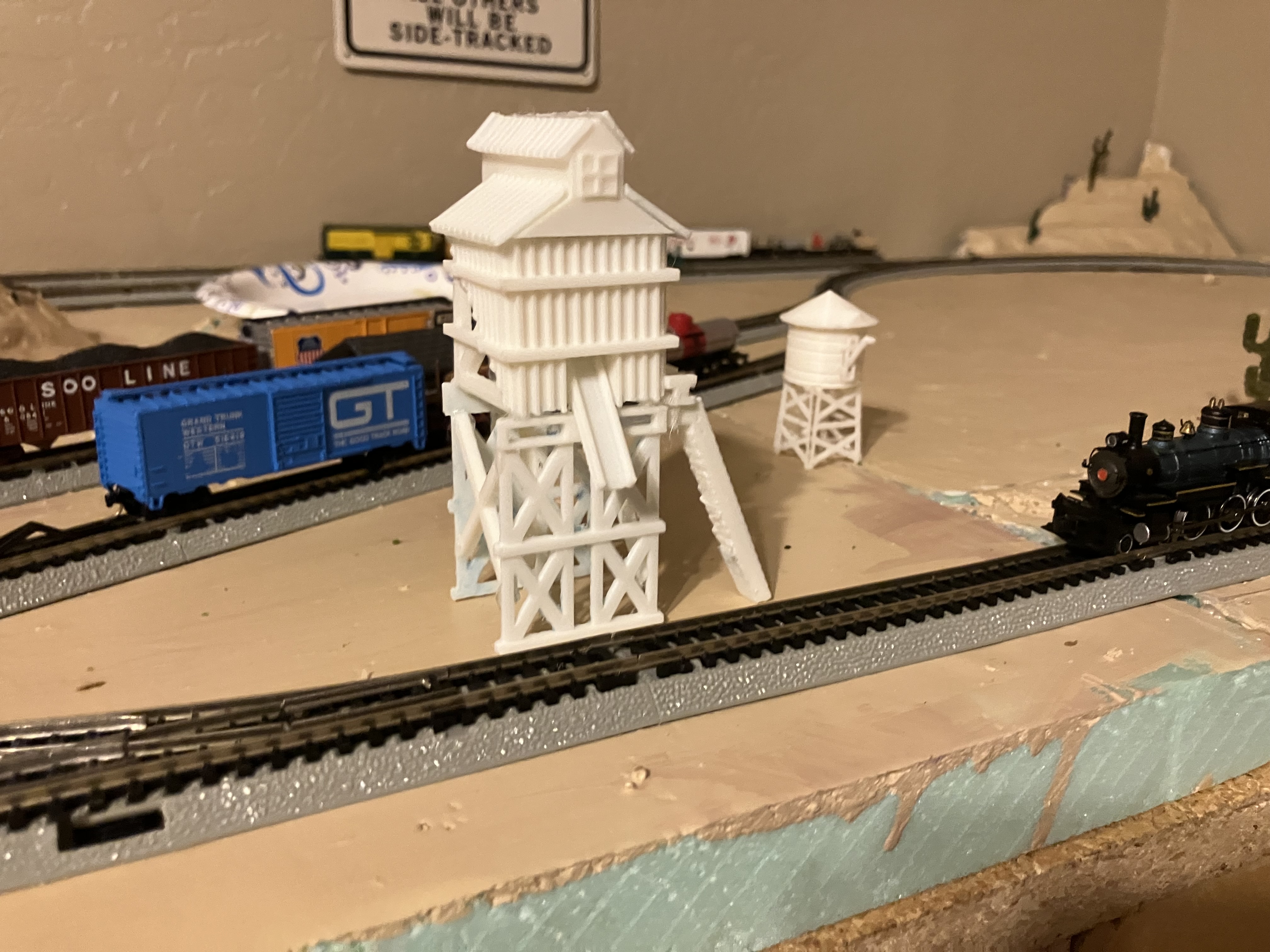 N Scale Coaling Tower Model