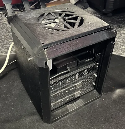 SFF / USFF PC Rack Server Case von NightYami | Kostenloses STL-Modell ...