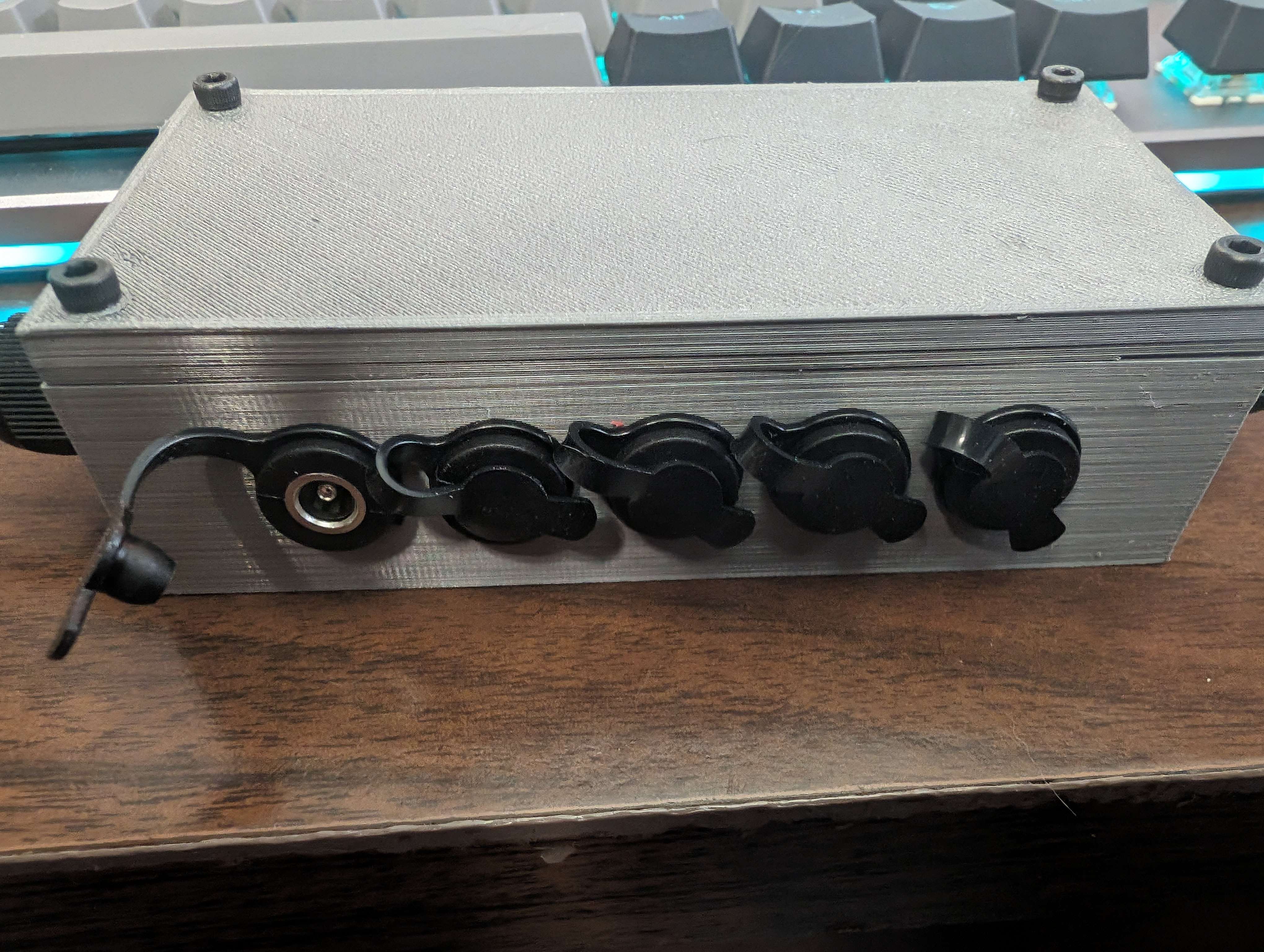 12V DC Distribution Box 5521 Barrel Jack
