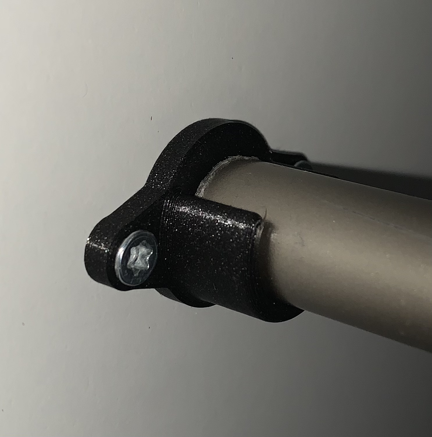 Wardrobe - Kleiderstangenhalter 20mm