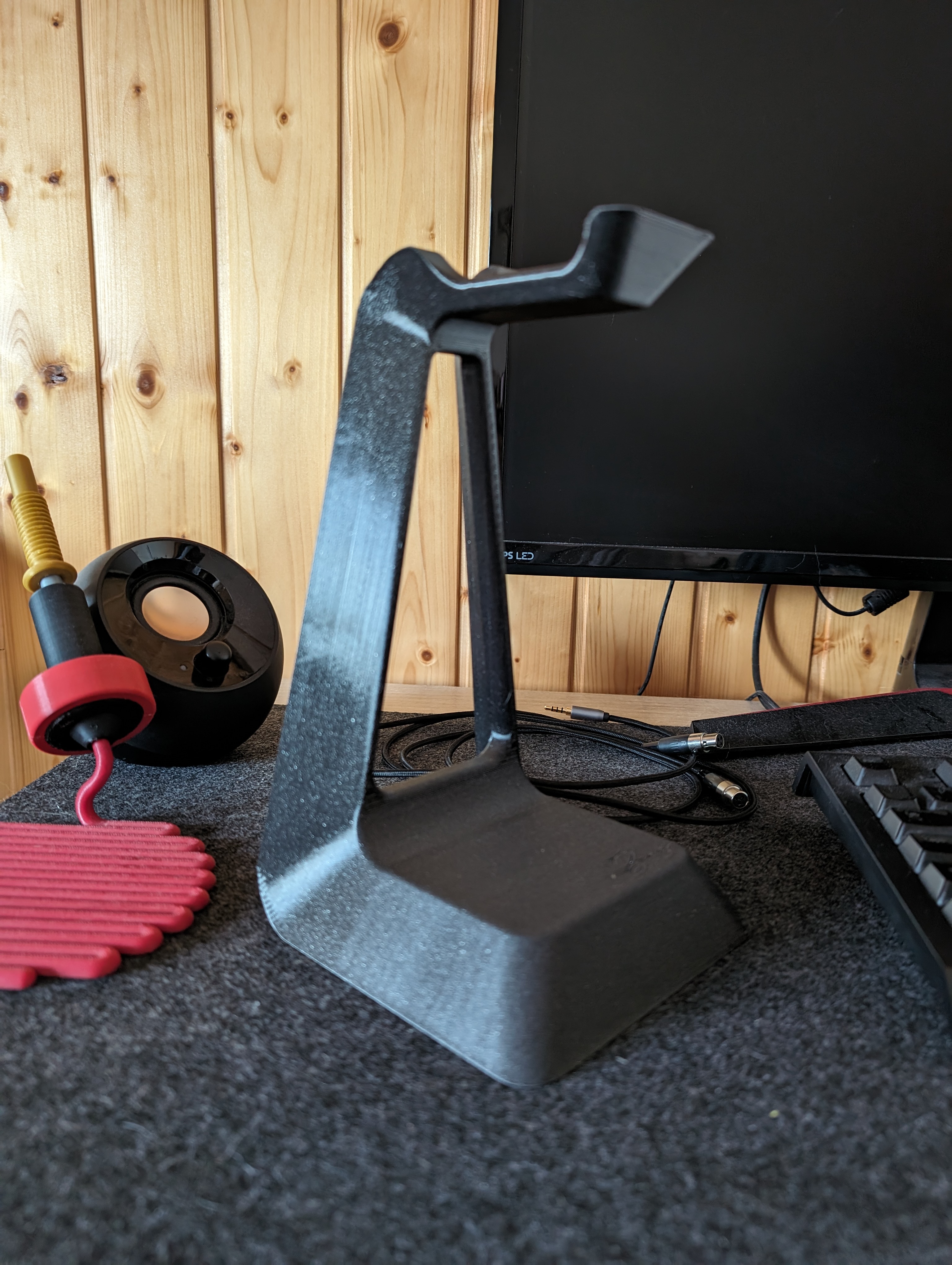 Stalak za slušalice 7 – 3D štampano
