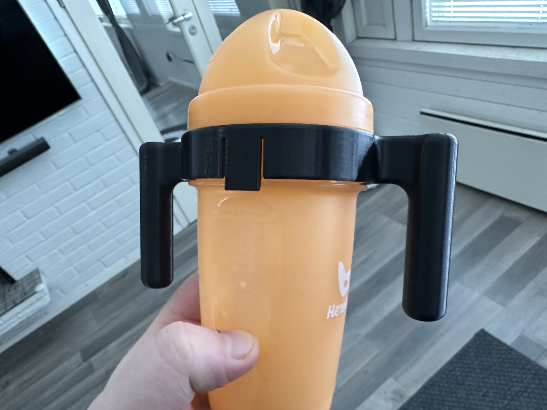 Handle for Herobility bottles par Kaksu Téléchargez gratuitement un