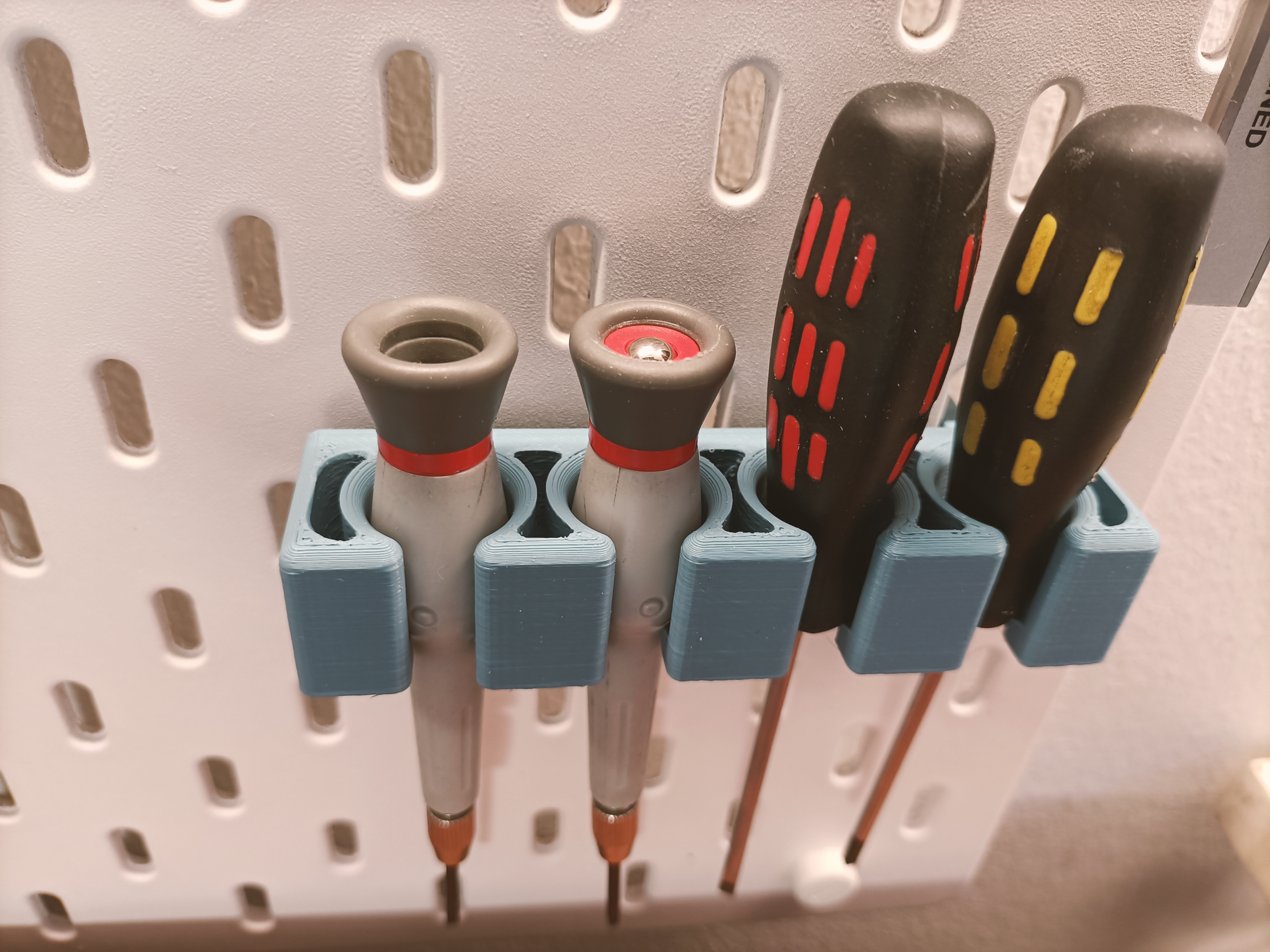 ScrewDriverHolder for IKEA Skadis or any other pegboard