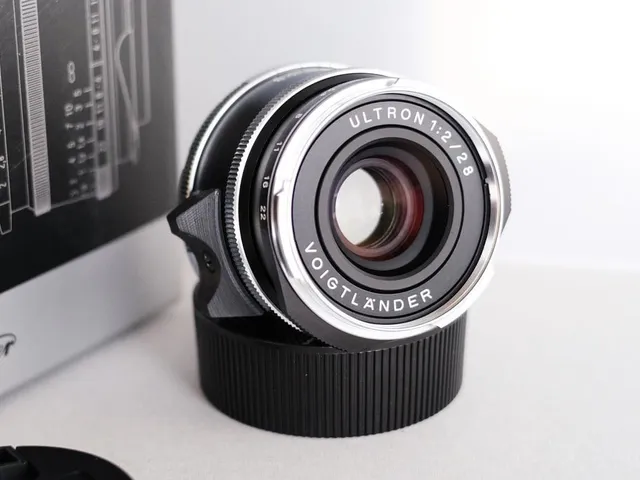 Focus tab lever for Voigtlander 28mm F2 Ultron type 1 Vintage Line lens in Leica M mount