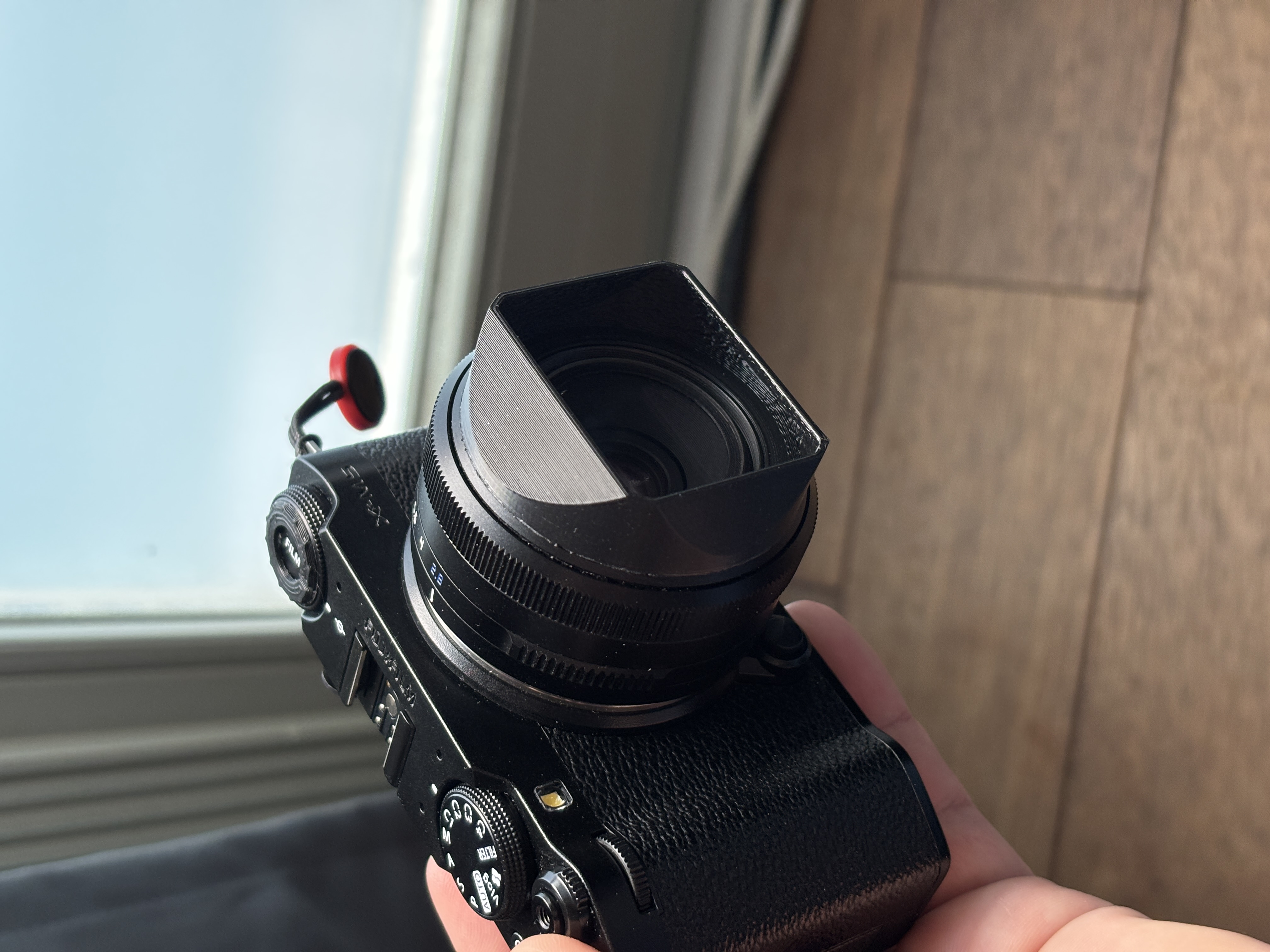 Squarehood TTArtisan 27mm 2.8 XF