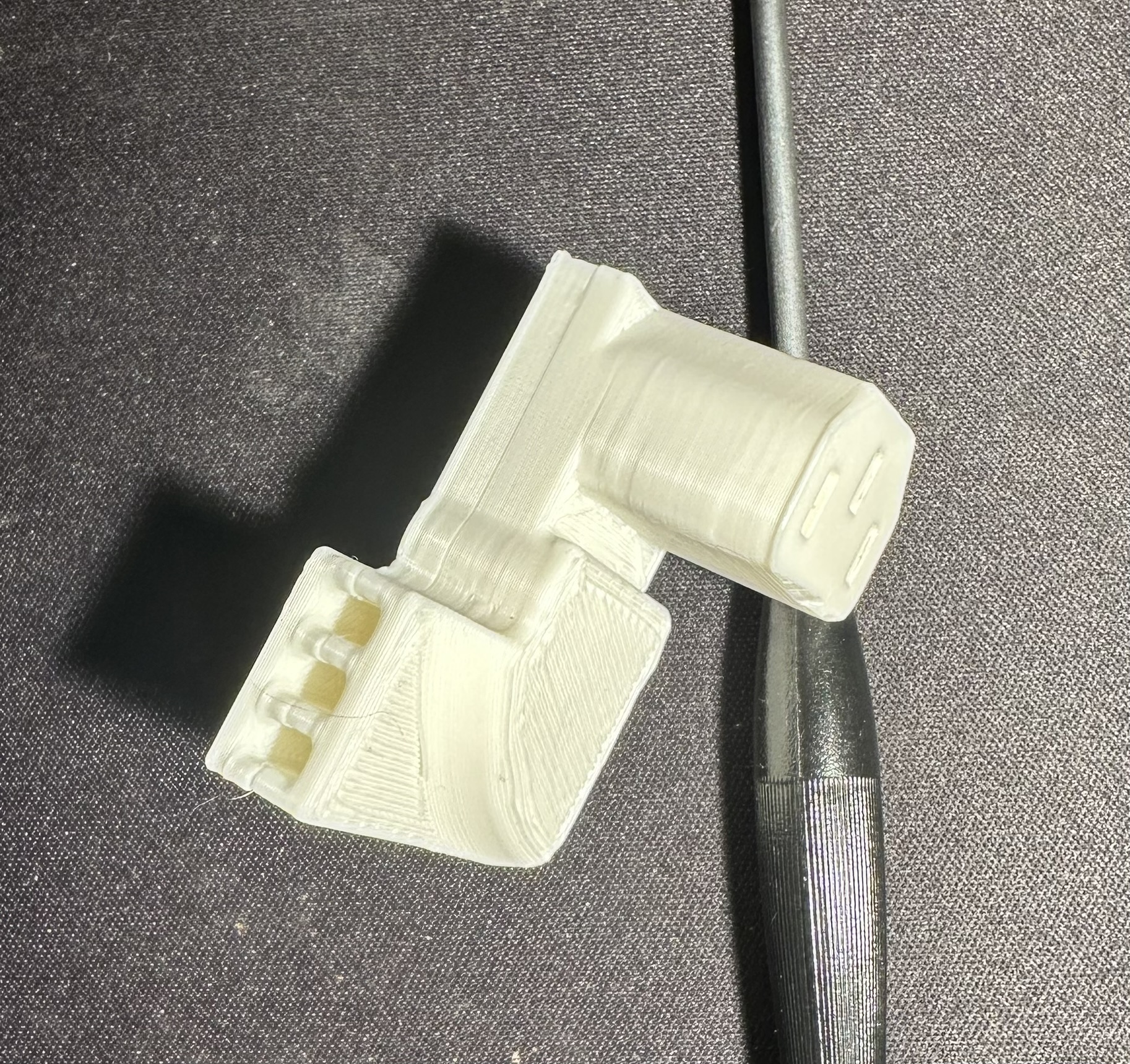 Ultra-Low Profile 90-Degree IEC C13 Plug (SFF Optimized)