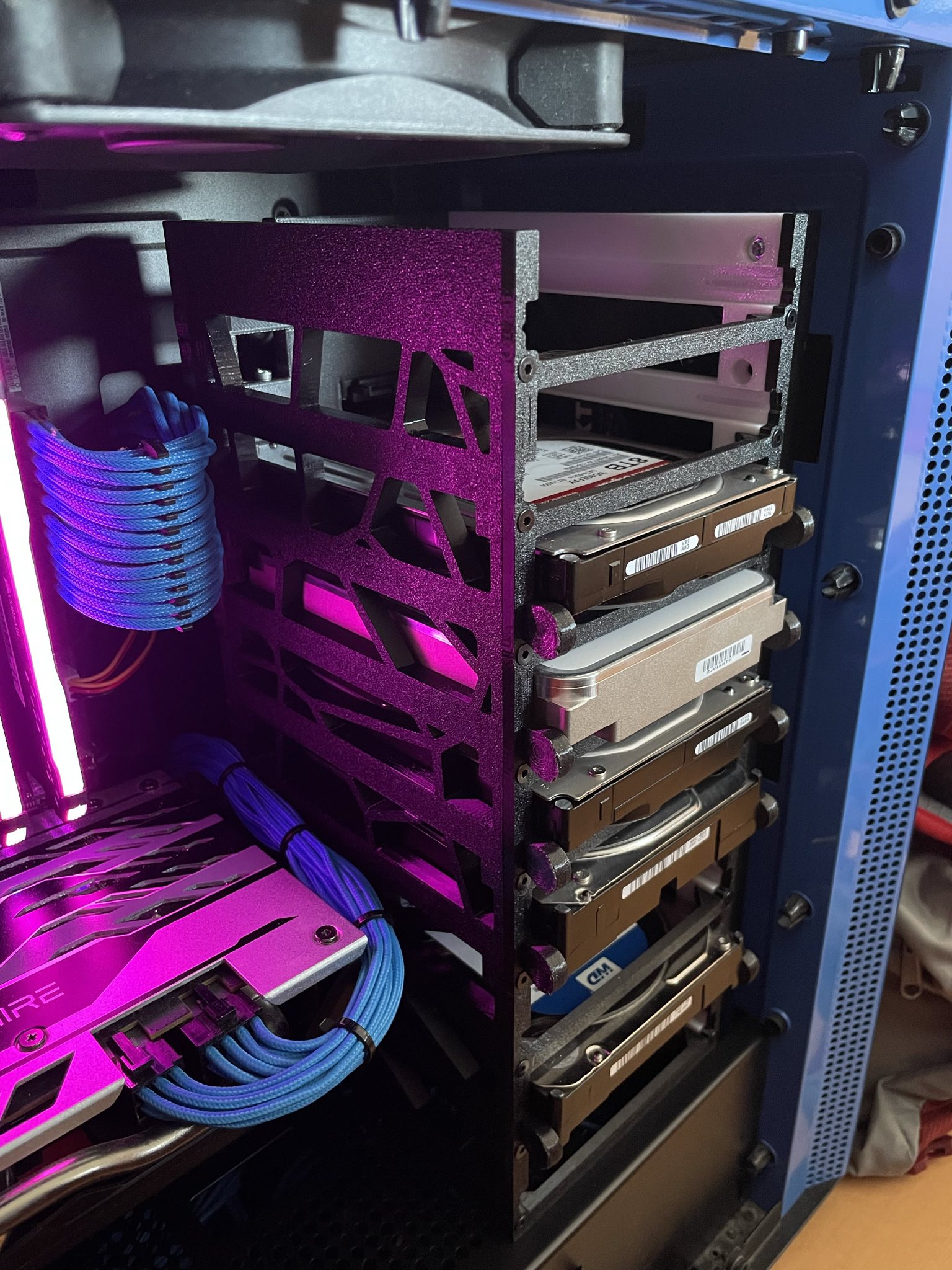 hot swappable HDD cage