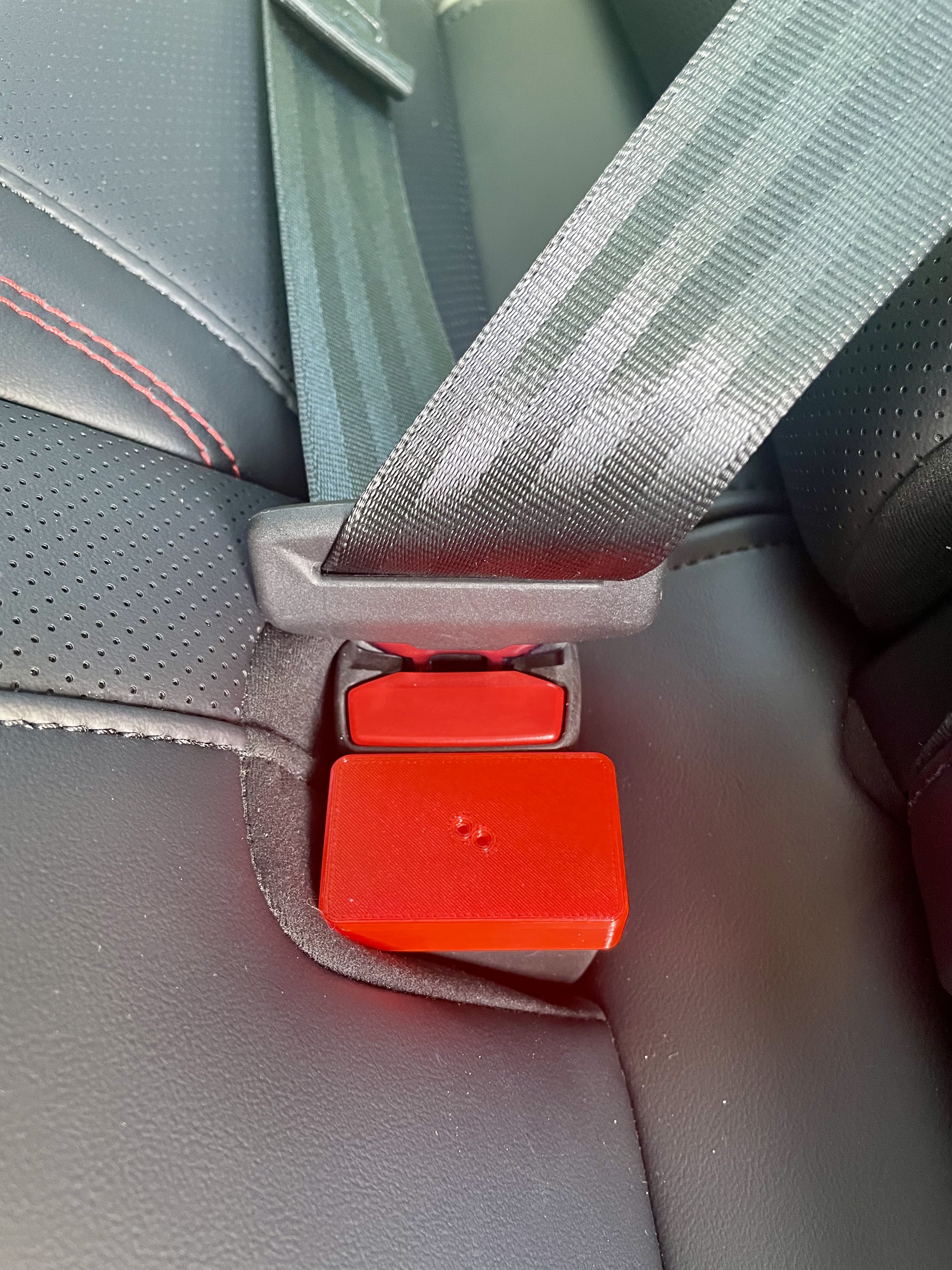 Seat belt lock cover