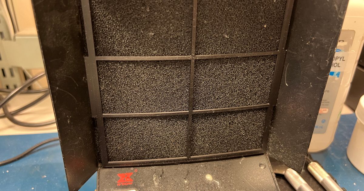 Xytronic Fume Extractor 426DLX Grille by Douglas Calabrese Download free STL model