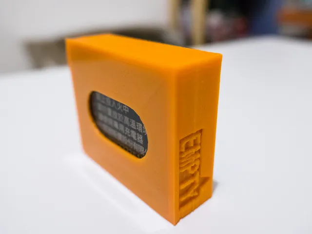 Camera battery DMW-BLG10 holder