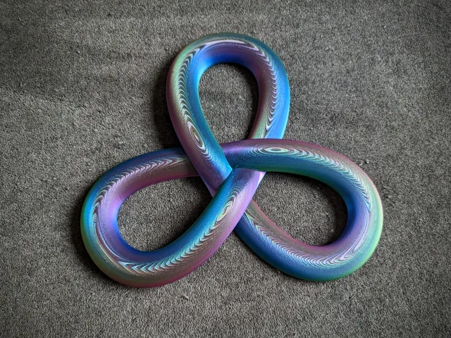 Celtic Triquetra Trinity Knot Wall Art
