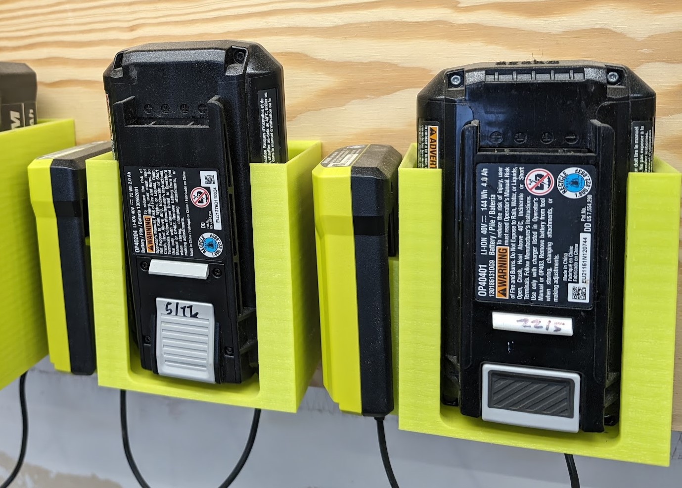 Ryobi 40v 4ah Battery and Charge Holder