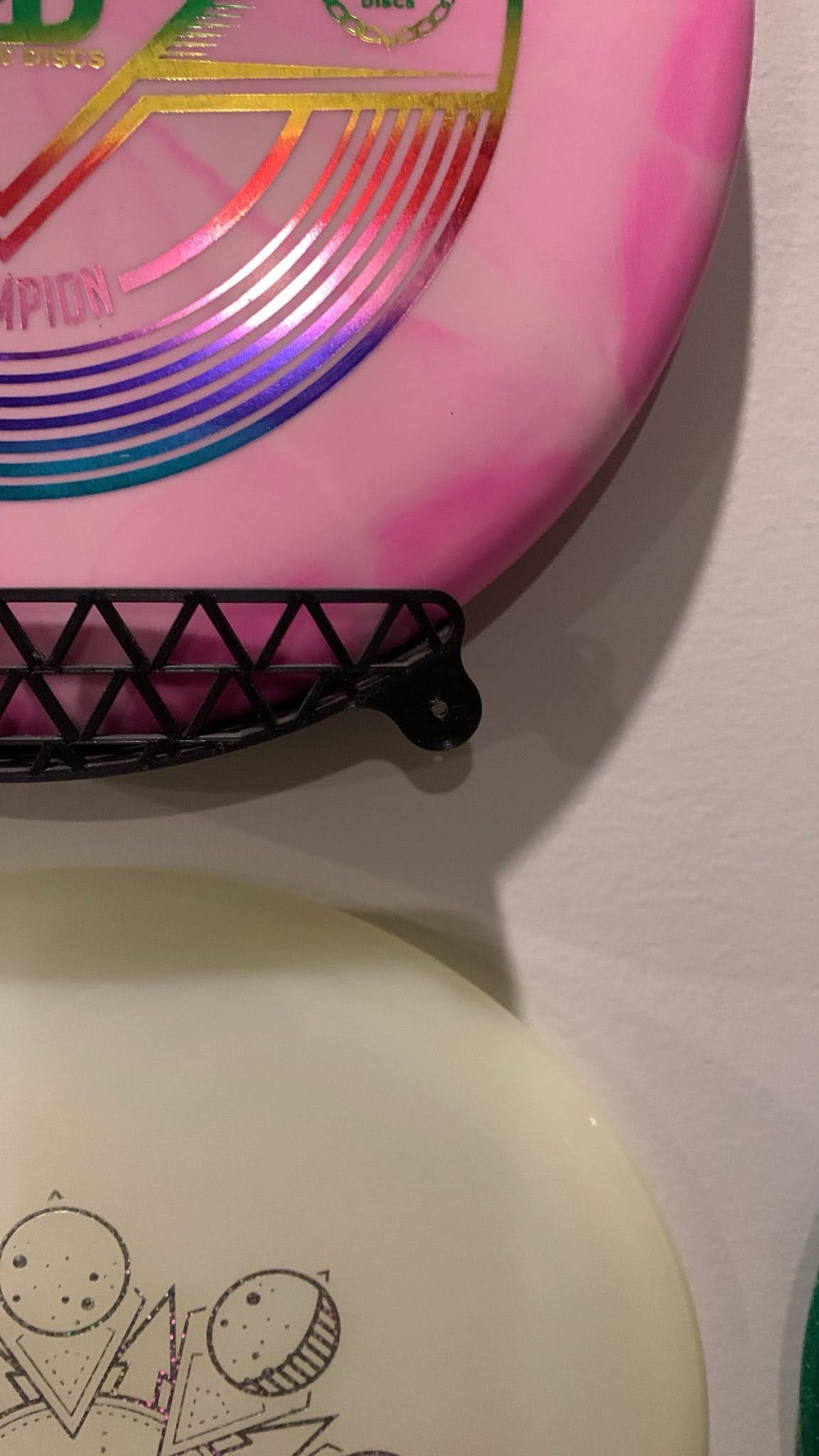 Disc golf disk wall holder by kevinjkrieger Download free STL model