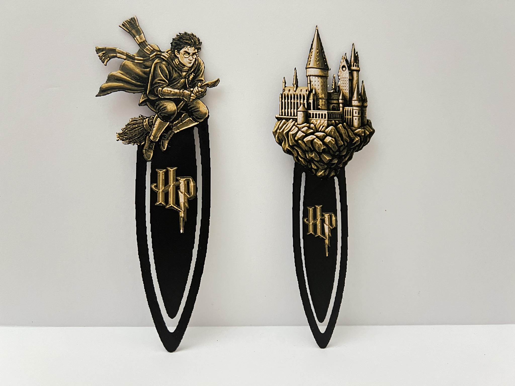 Harry Potter / Hogwarts Castle - Bookmark Clips