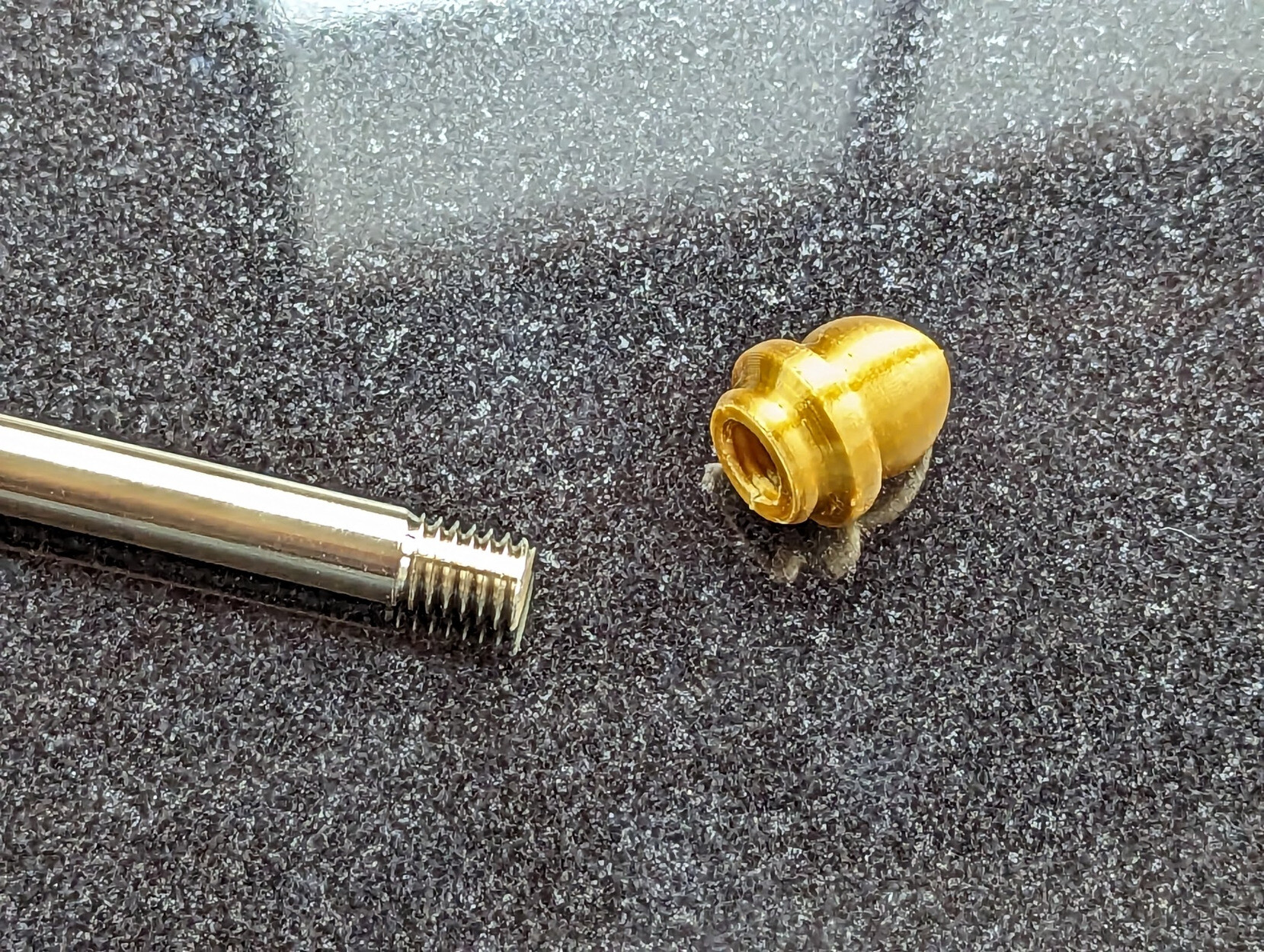 Acorn finial for 5/16" rods
