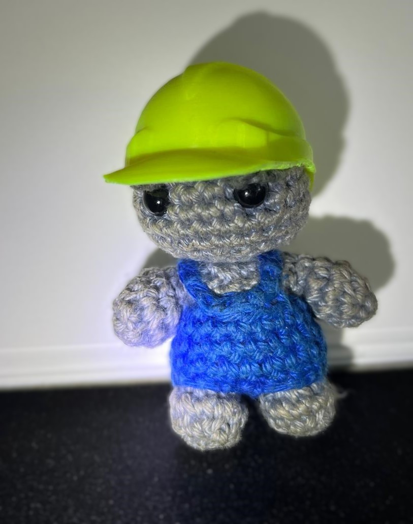 Amigurumi helmet
